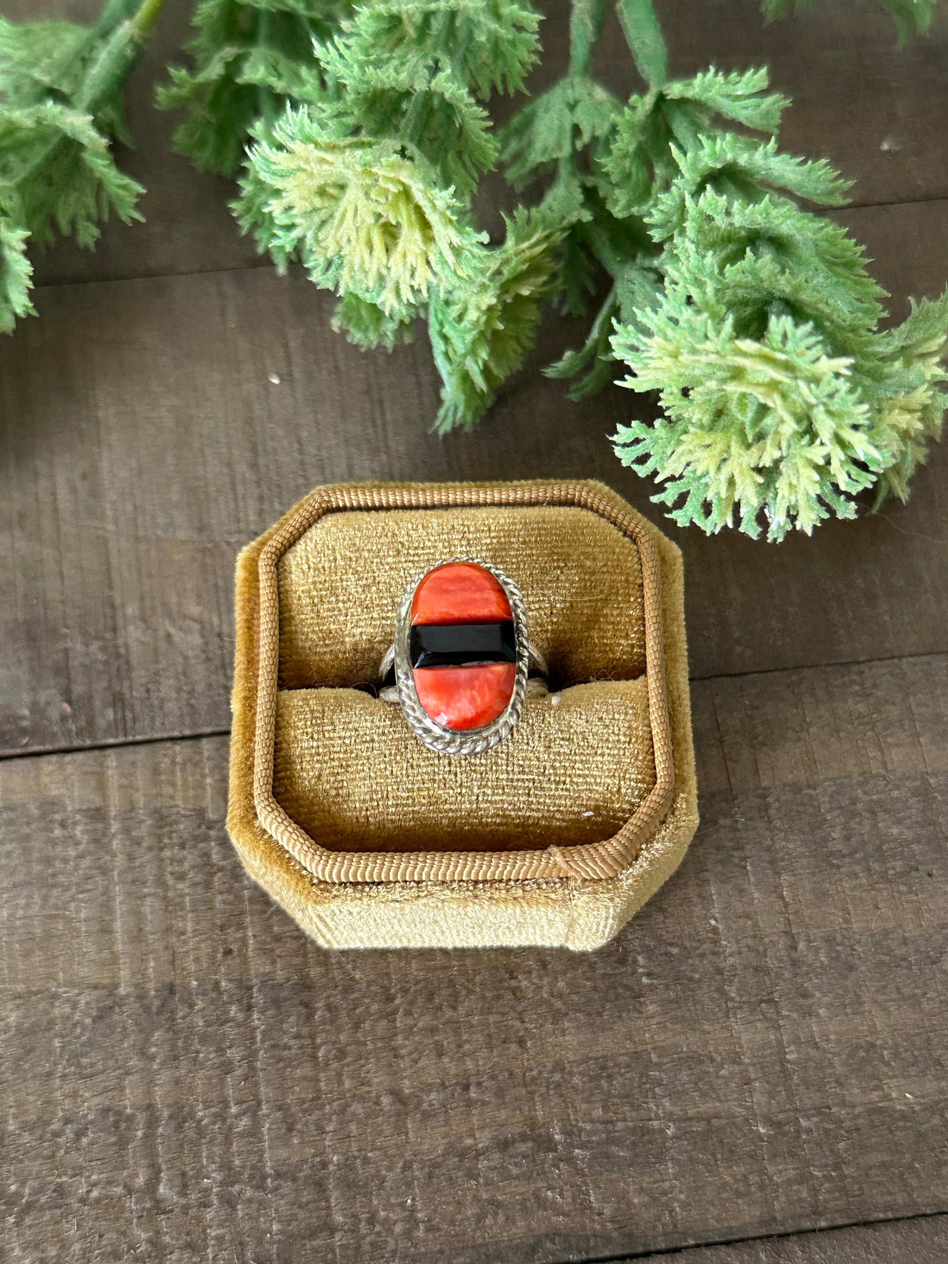 Victor Thompson & Sterling Silver Inlay Ring