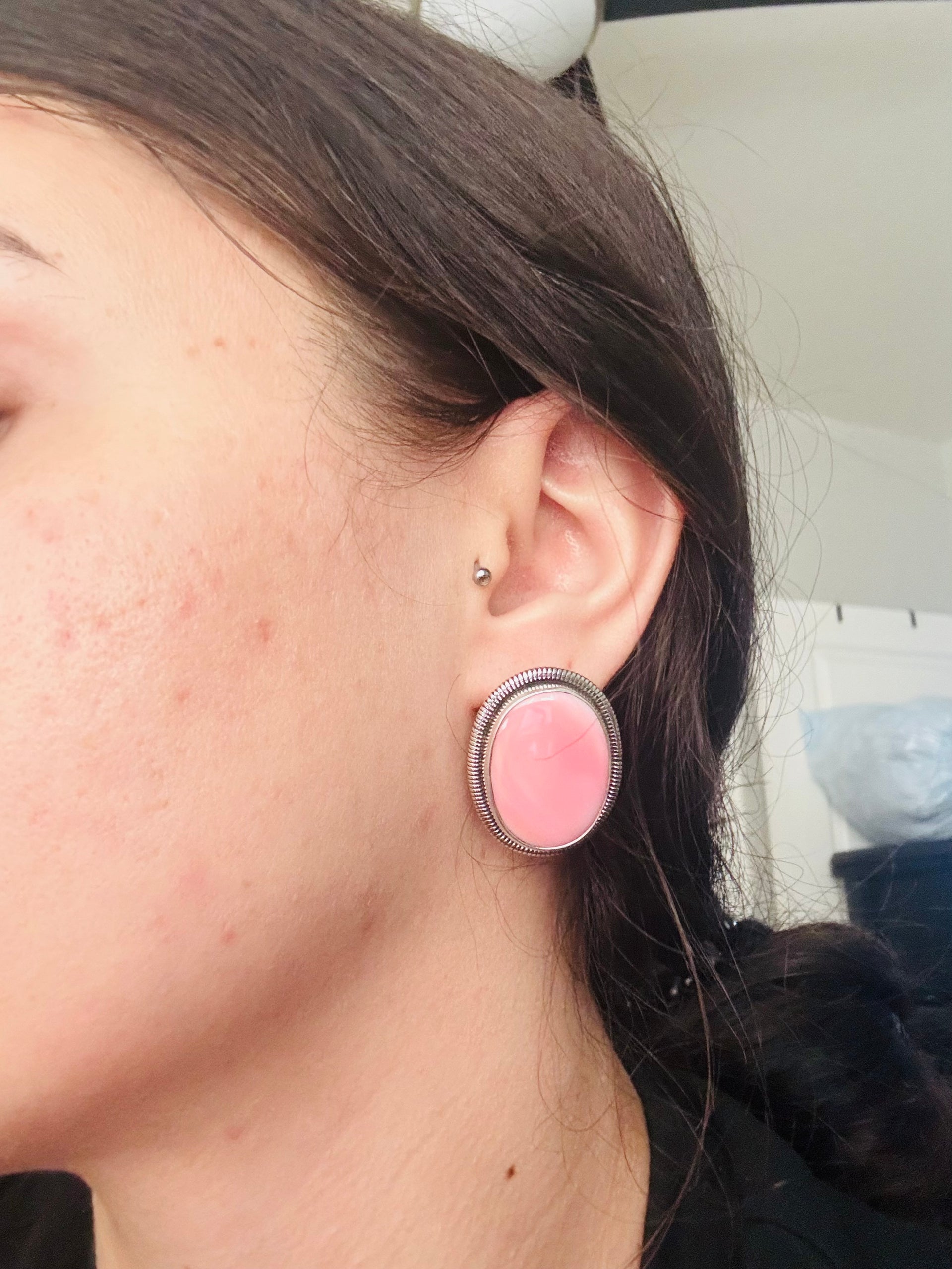 Wydell Billie Pink Conch & Sterling Silver Post Earrings