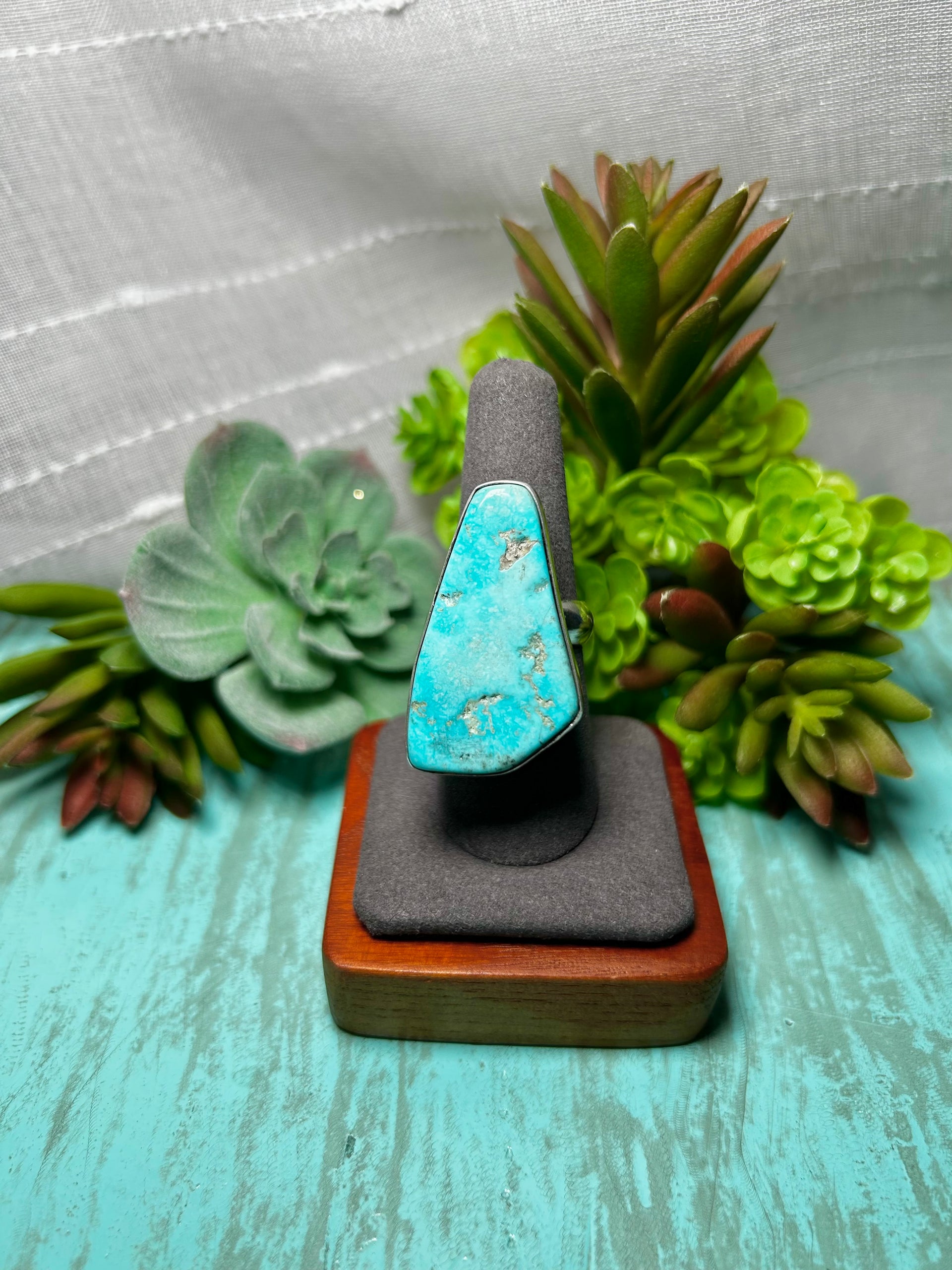 Navajo Made Kingman Turquoise & Sterling Sliver  Ring Size 7.75