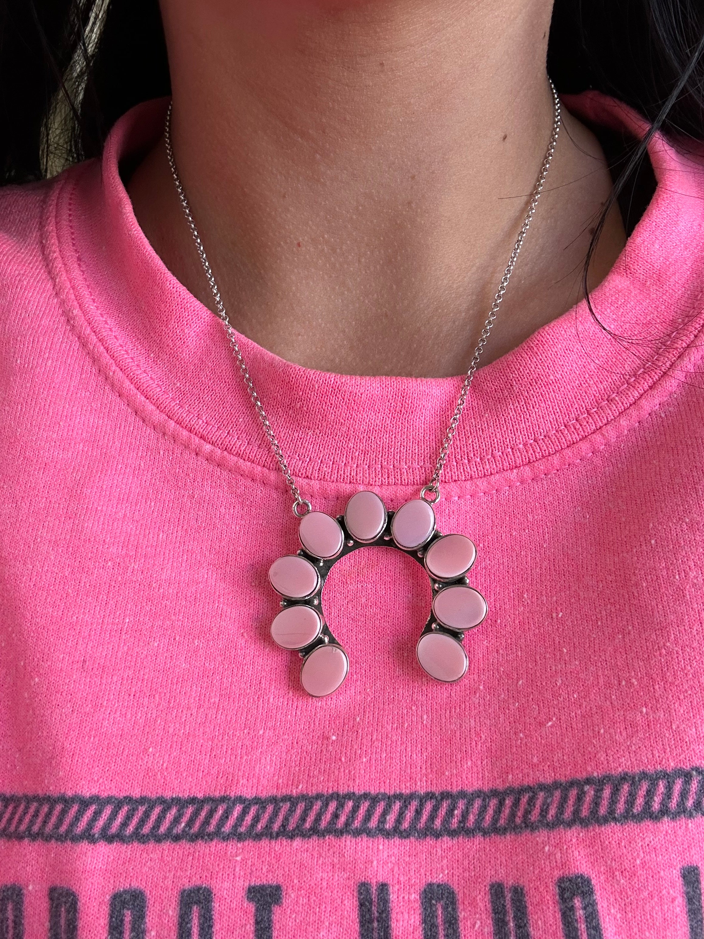 Southwest Handmade Pink Conch & Sterling Silver Naja Necklace