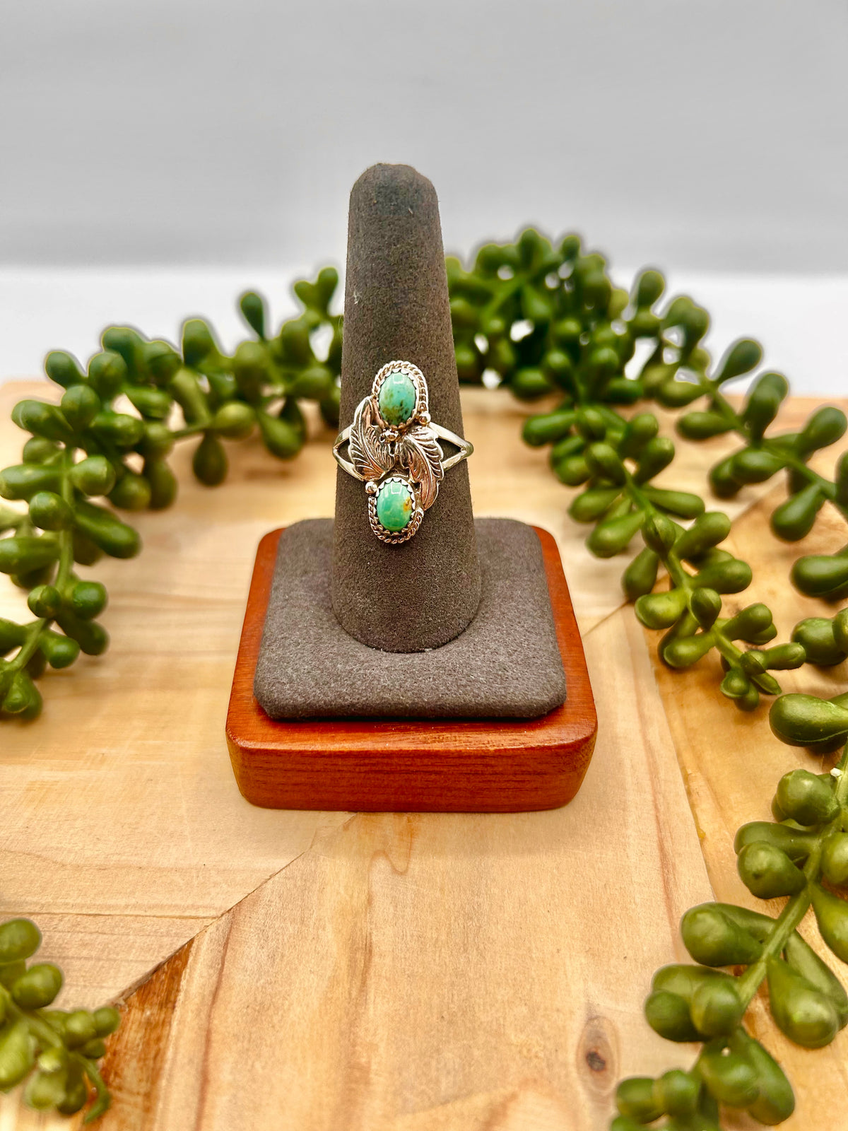 Navajo Made Kingman Turquoise & Sterling Silver Ring Size 8.5