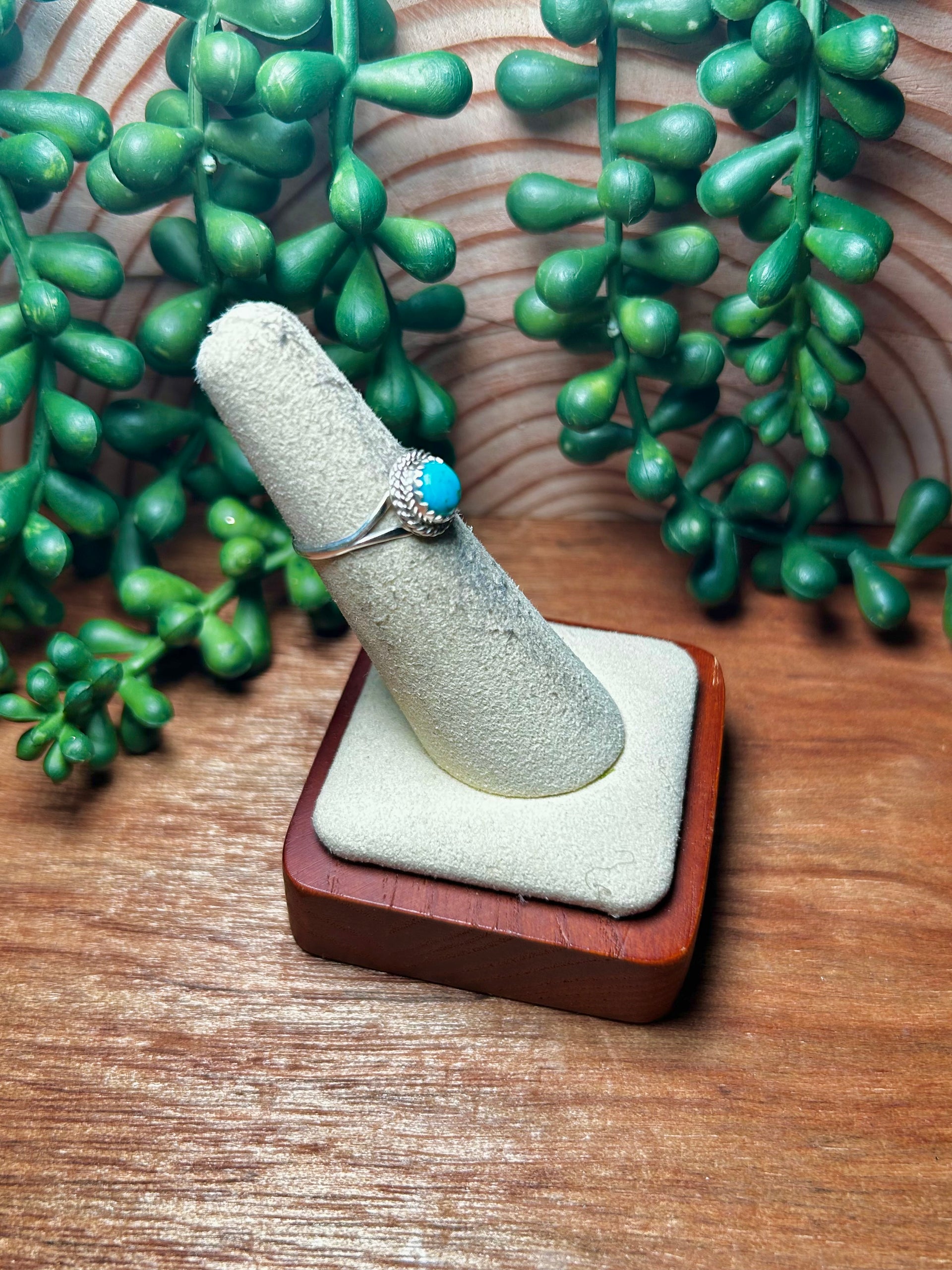 Navajo Made Kingman Turquoise & Sterling Silver Ring