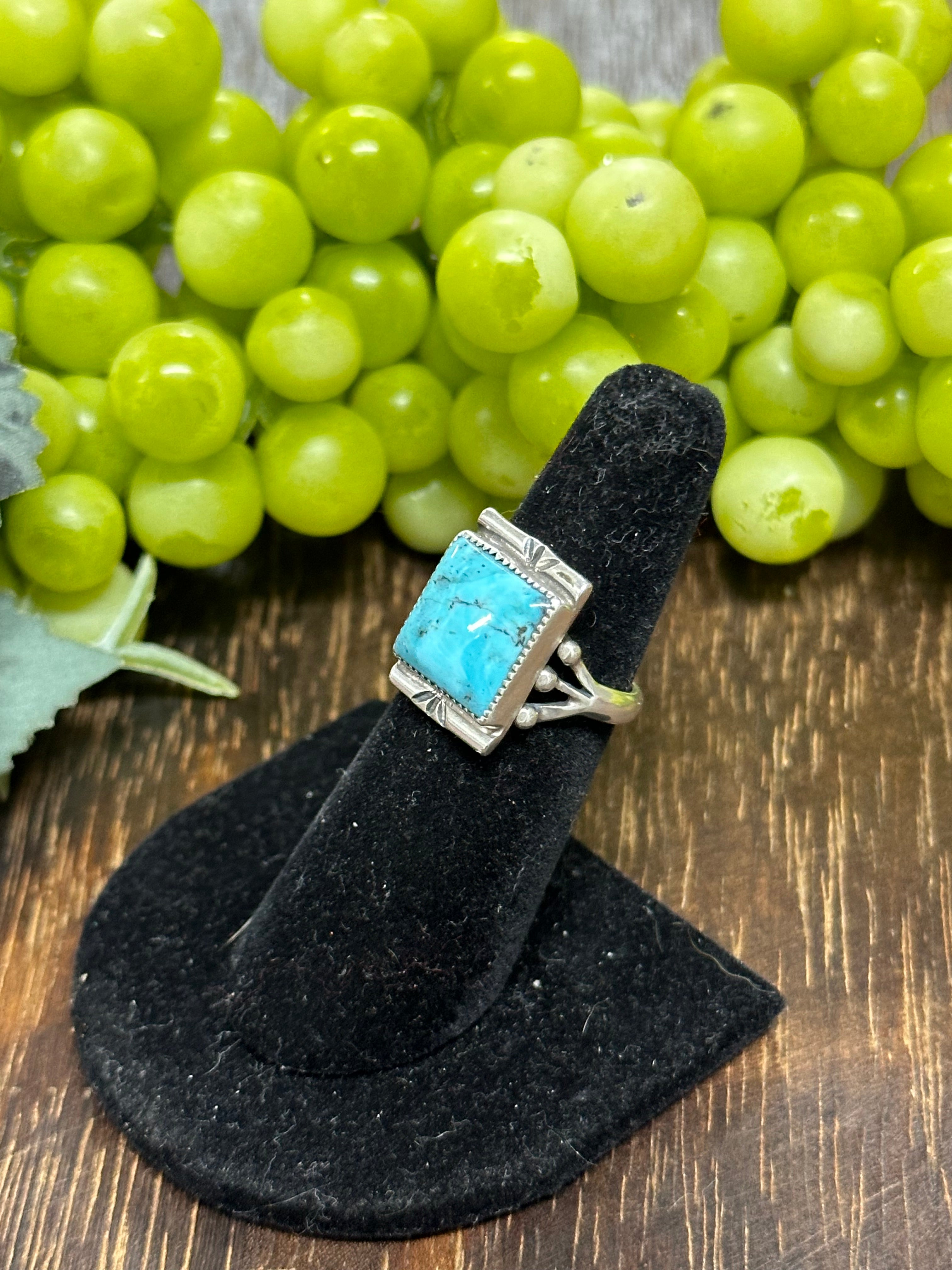 Navajo Made Kingman Turquoise & Sterling Silver Ring