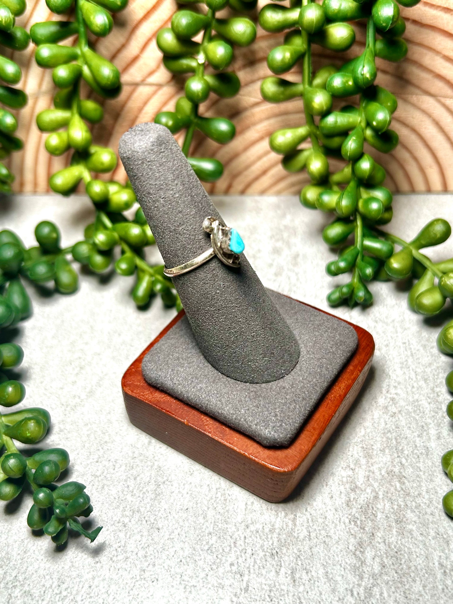Navajo Made Kingman Turquoise & Sterling Silver Ring
