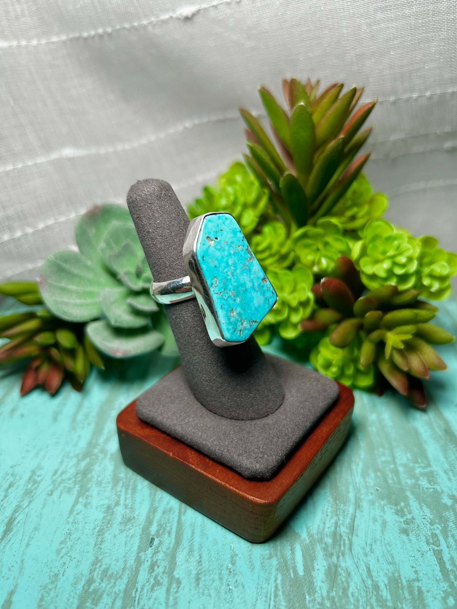 Navajo Made Kingman Turquoise & Sterling Sliver Ring Size 6.25