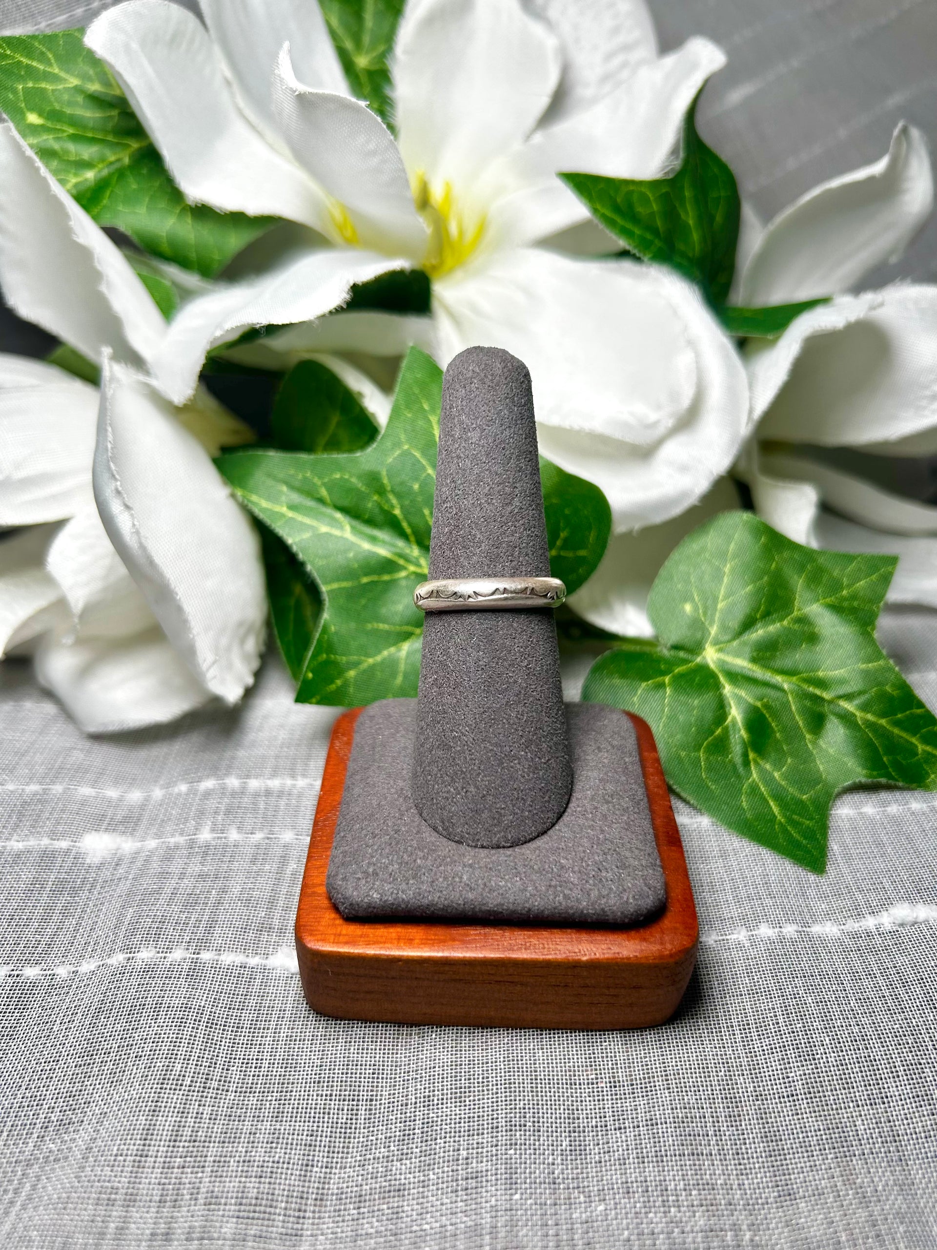 Navajo Made Sterling Silver Ring Size 7.25