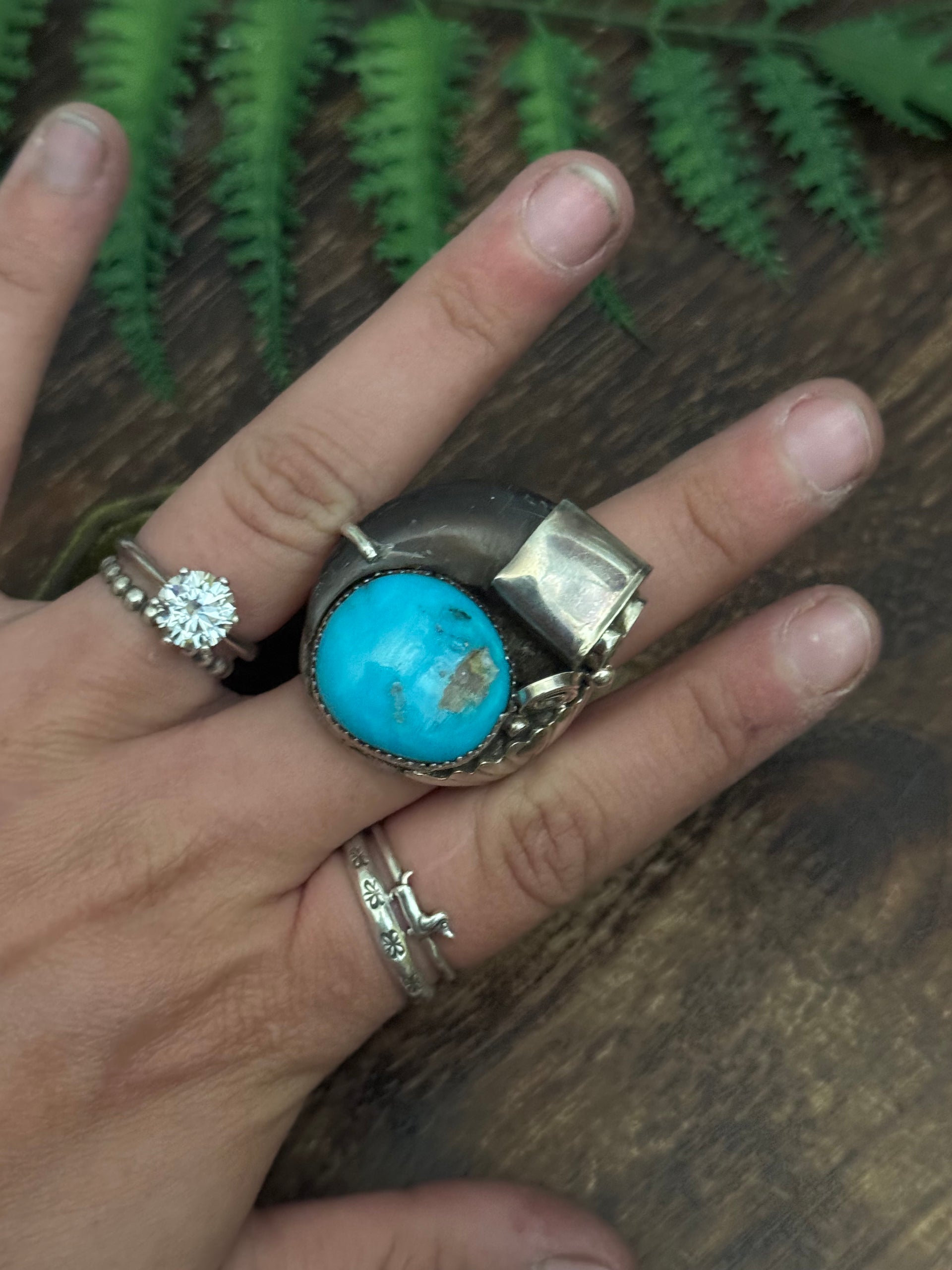 Navajo Made Kingman Turquoise & Sterling Sliver Ring Size 14.25