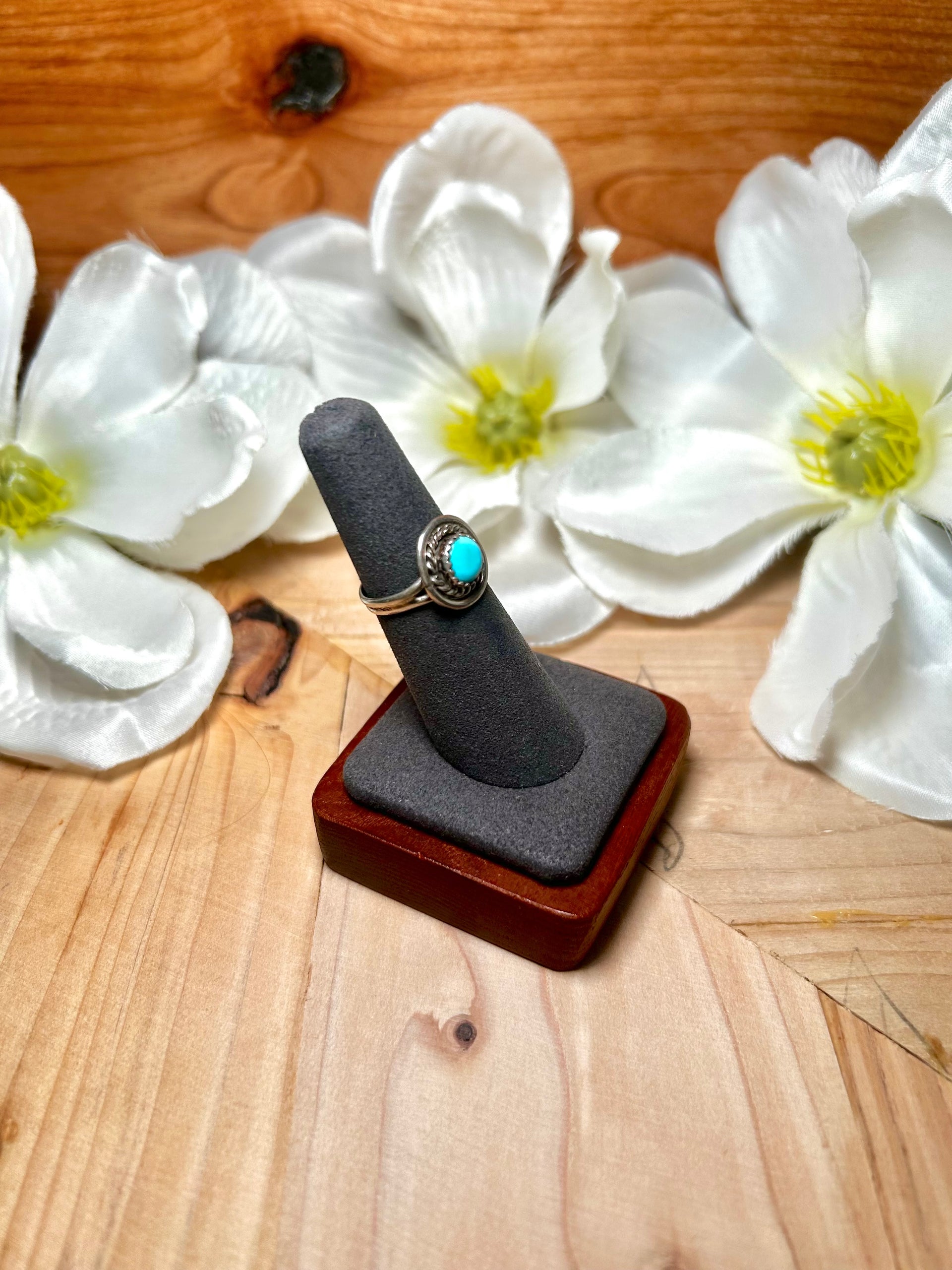 Navajo Made Kingman Turquoise & Sterling Silver Ring