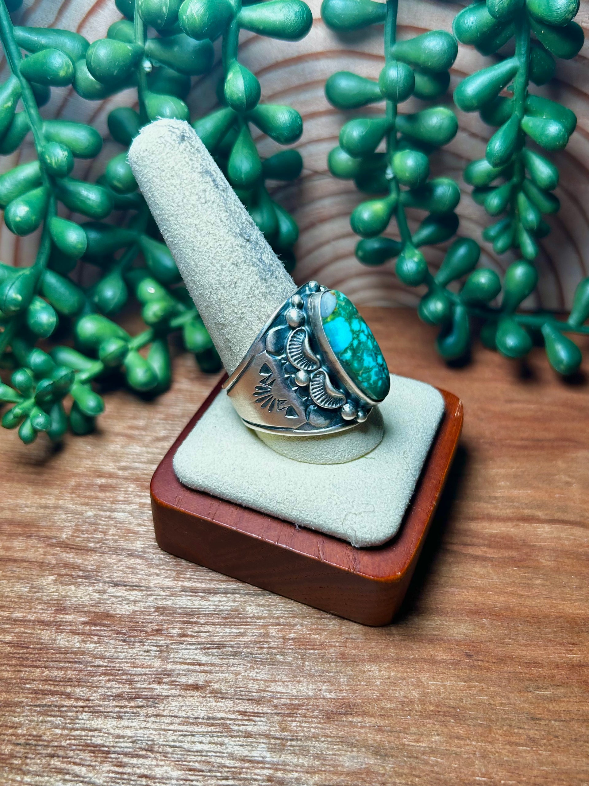 Navajo Made Kingman Turquoise & Sterling Silver Ring Size 12