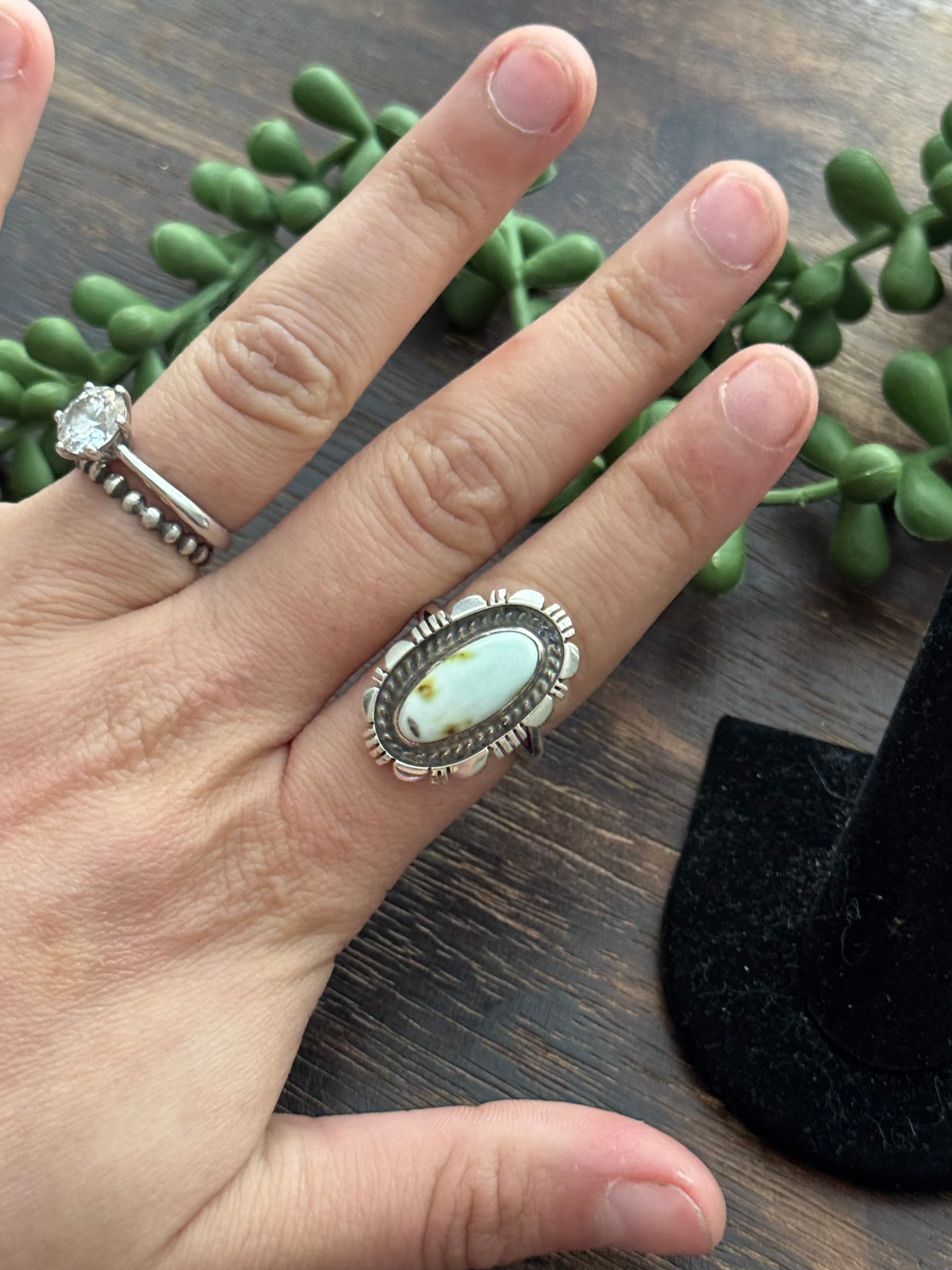 Navajo Handmade Palomino Variscite & Sterling Silver Ring Size 7.75