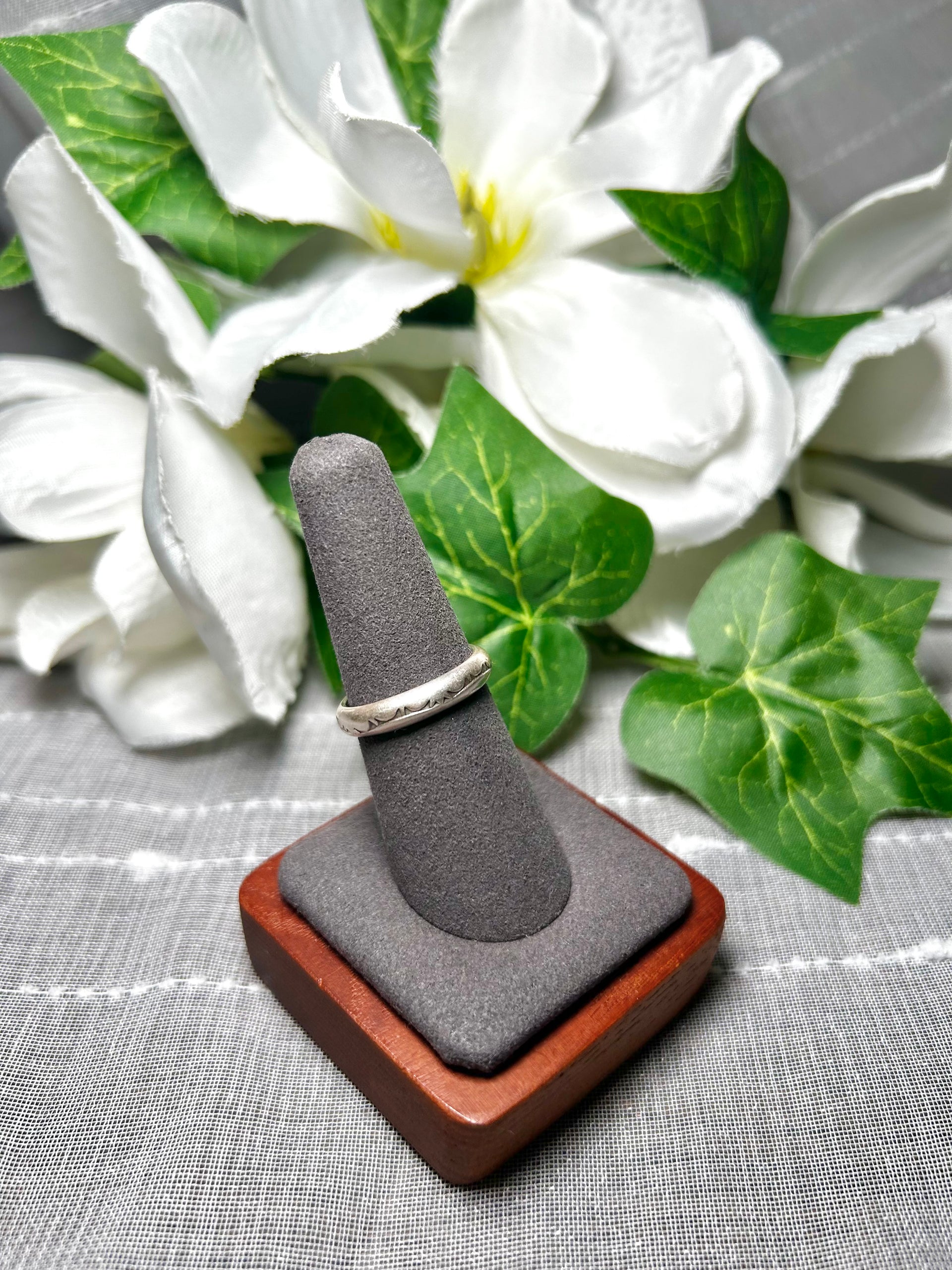 Navajo Made Sterling Silver Ring Size 7.25