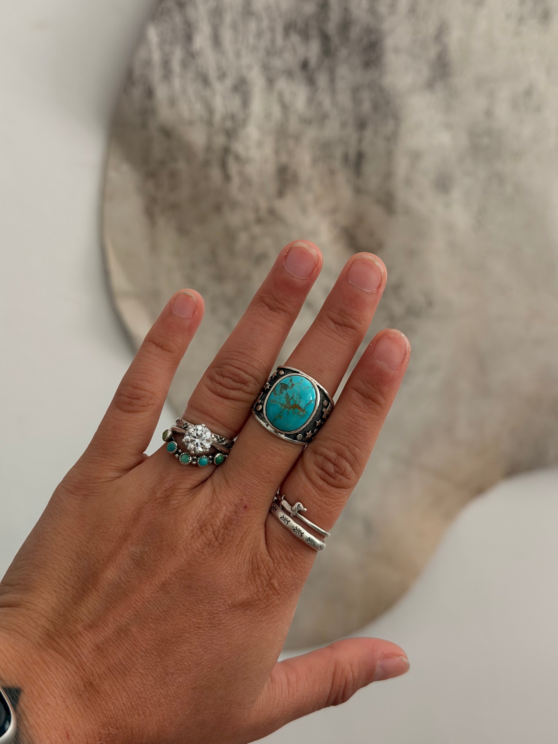 Navajo Made Kingman Turquoise & Sterling Silver Ring Size 6.75