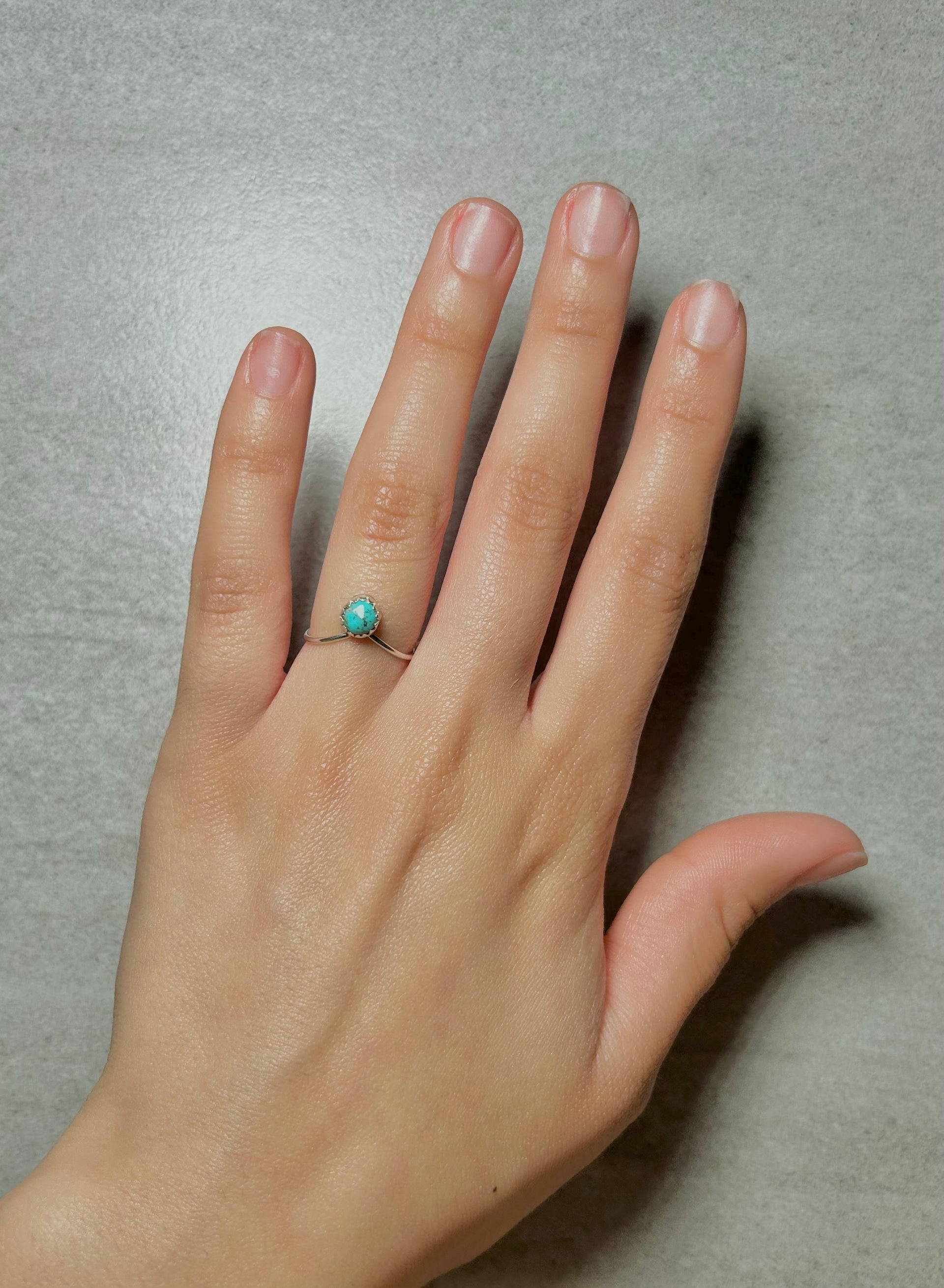 Navajo Made Kingman Turquoise & Sterling Silver Ring Size 4.5