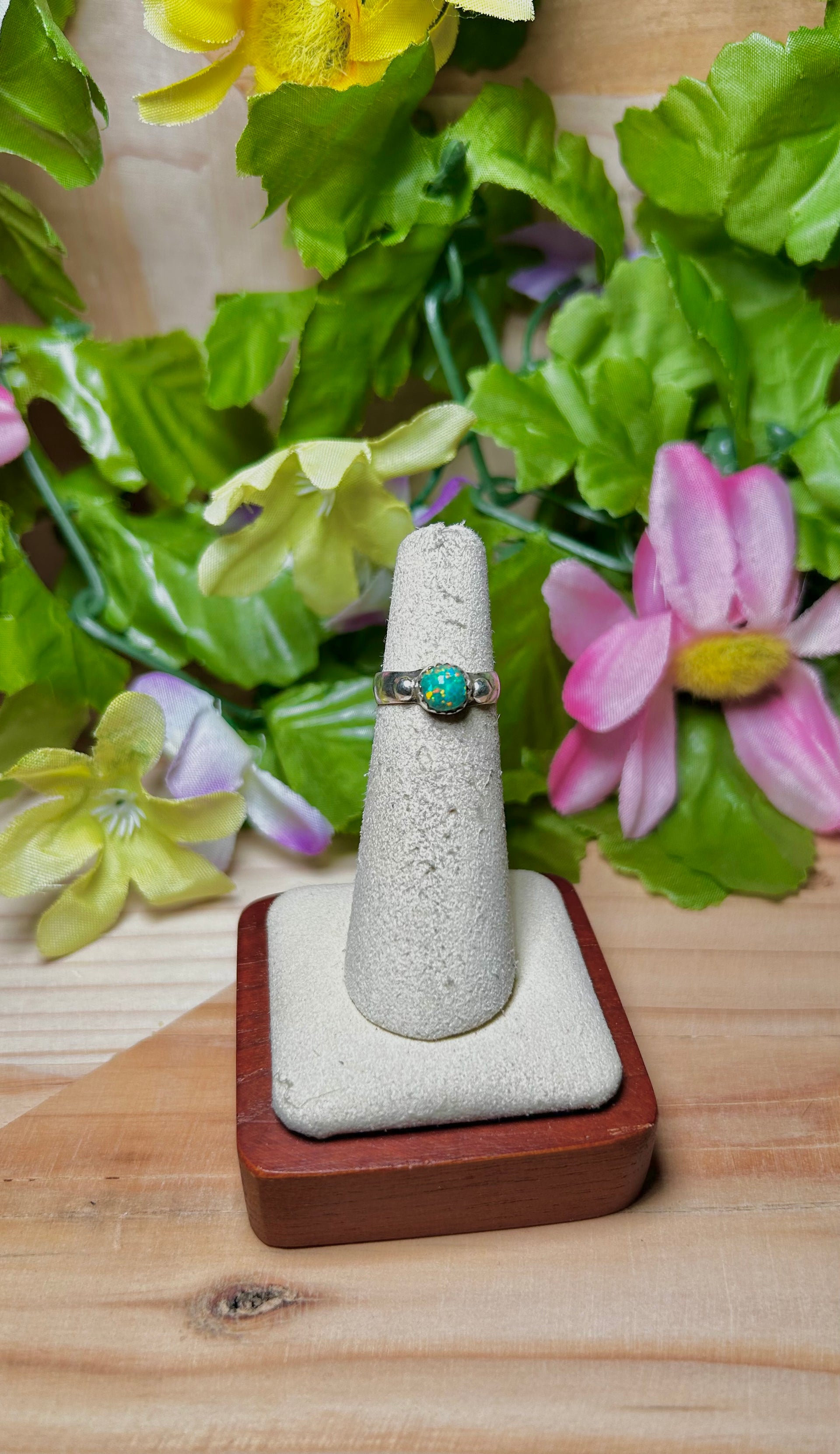 Navajo Made Opal  & Sterling Silver Ring Size 4.25