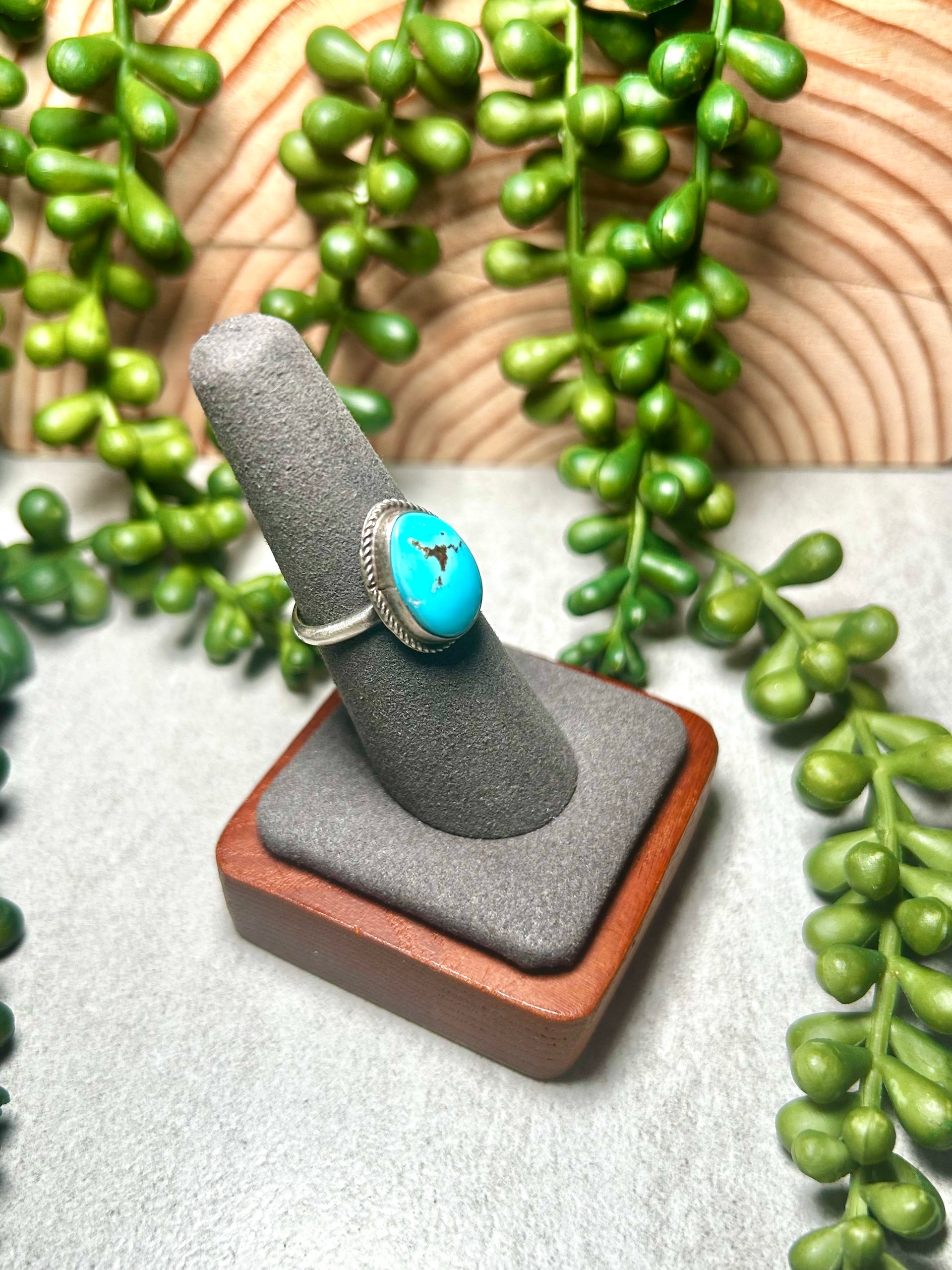 Navajo Made Kingman Turquoise & Sterling Silver Ring Size 6.75