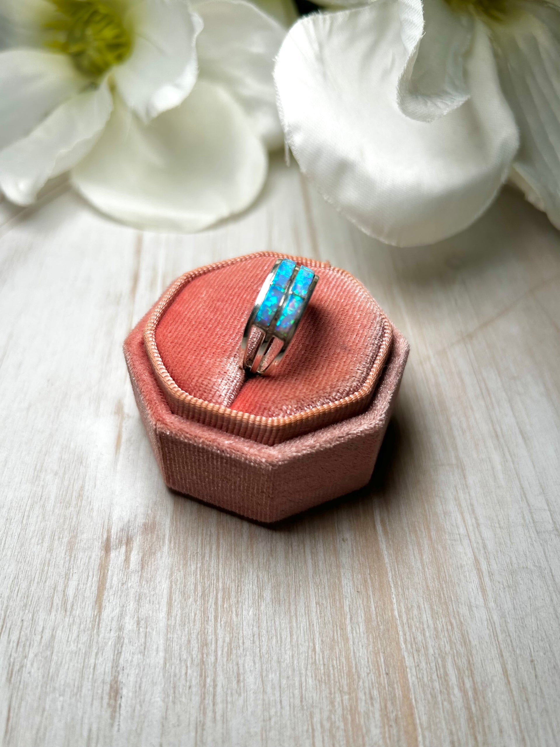 Navajo Made Opal & Sterling Silver Ring Size 7.5