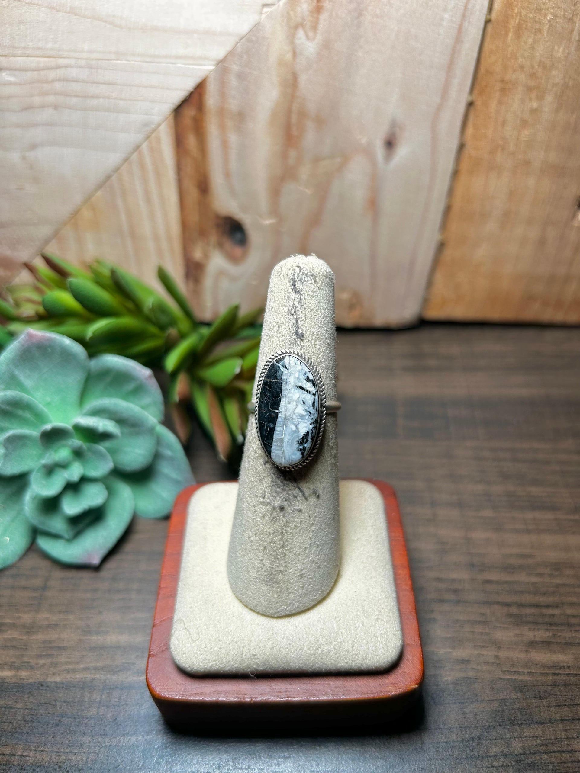 Navajo Made White Buffalo & Sterling Silver Ring Size 6