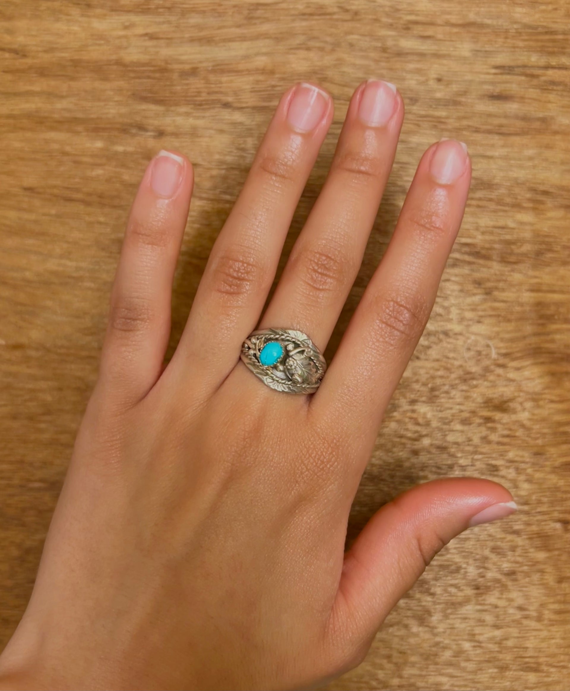 Navajo Made Kingman Turquoise & Sterling Sliver Ring Size 9