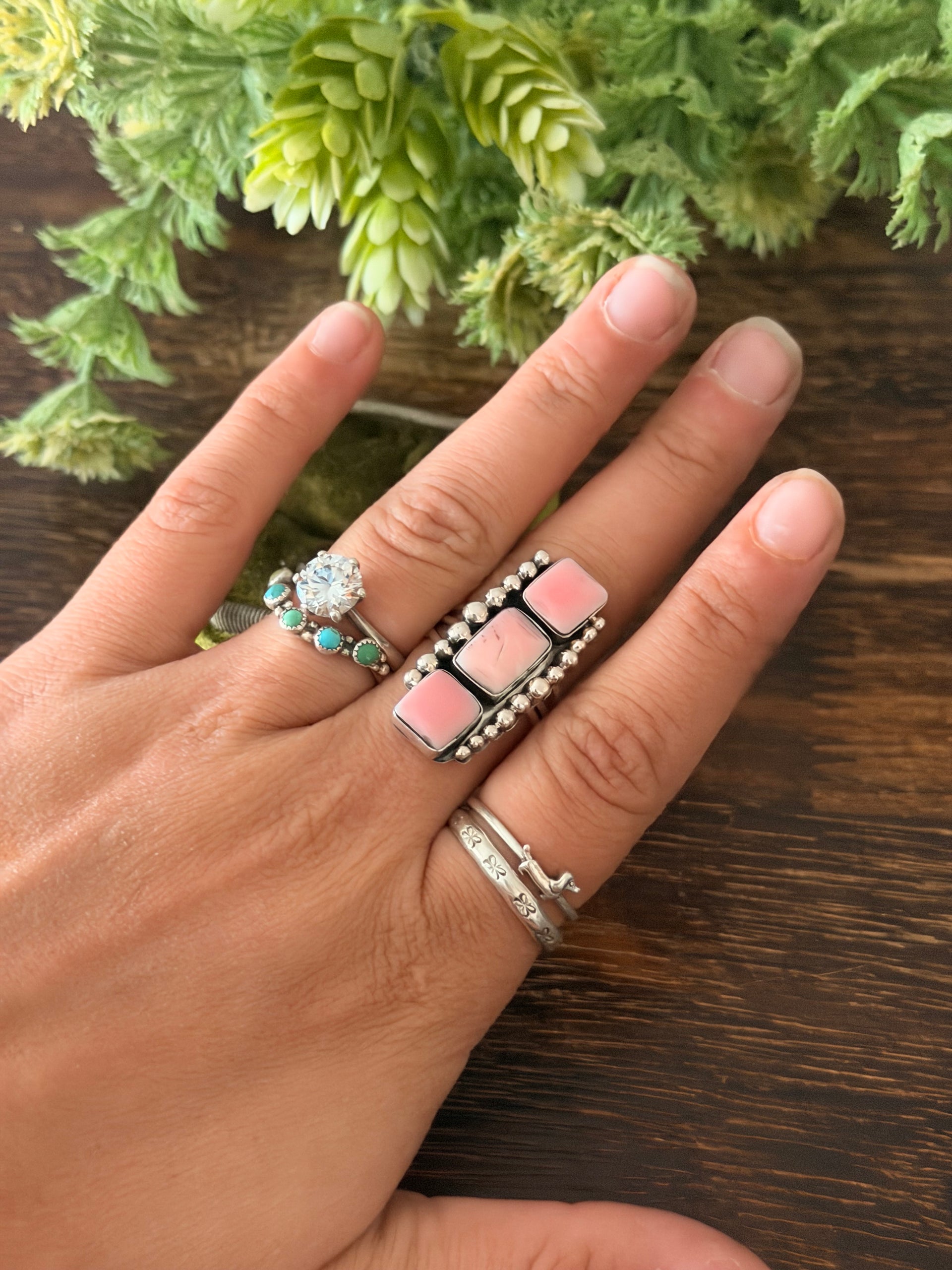 Navajo Made Pink Conch & Sterling Silver Ring Size 9