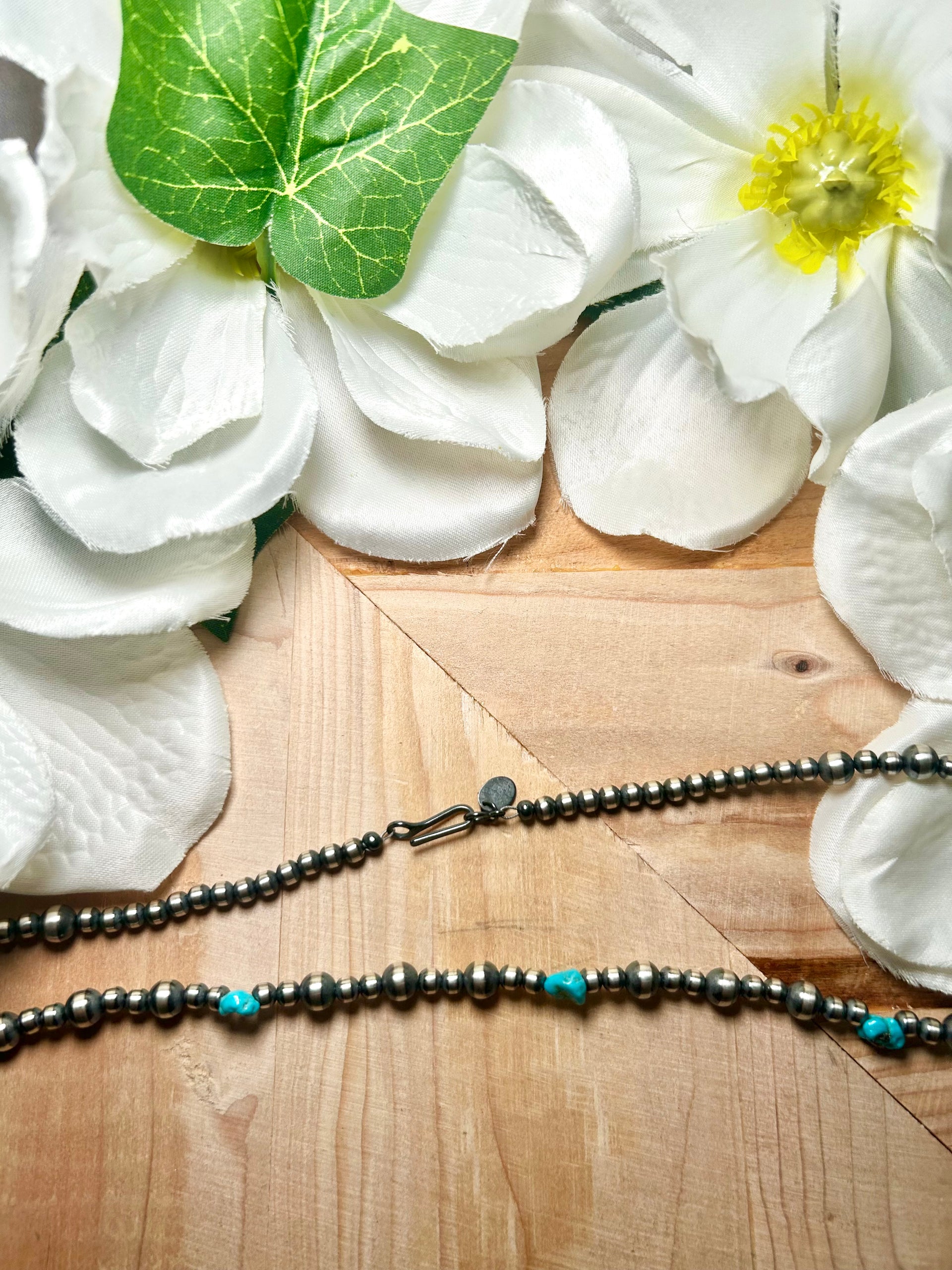 Navajo Made Strung Kingman Turquoise & Sterling Silver Necklace