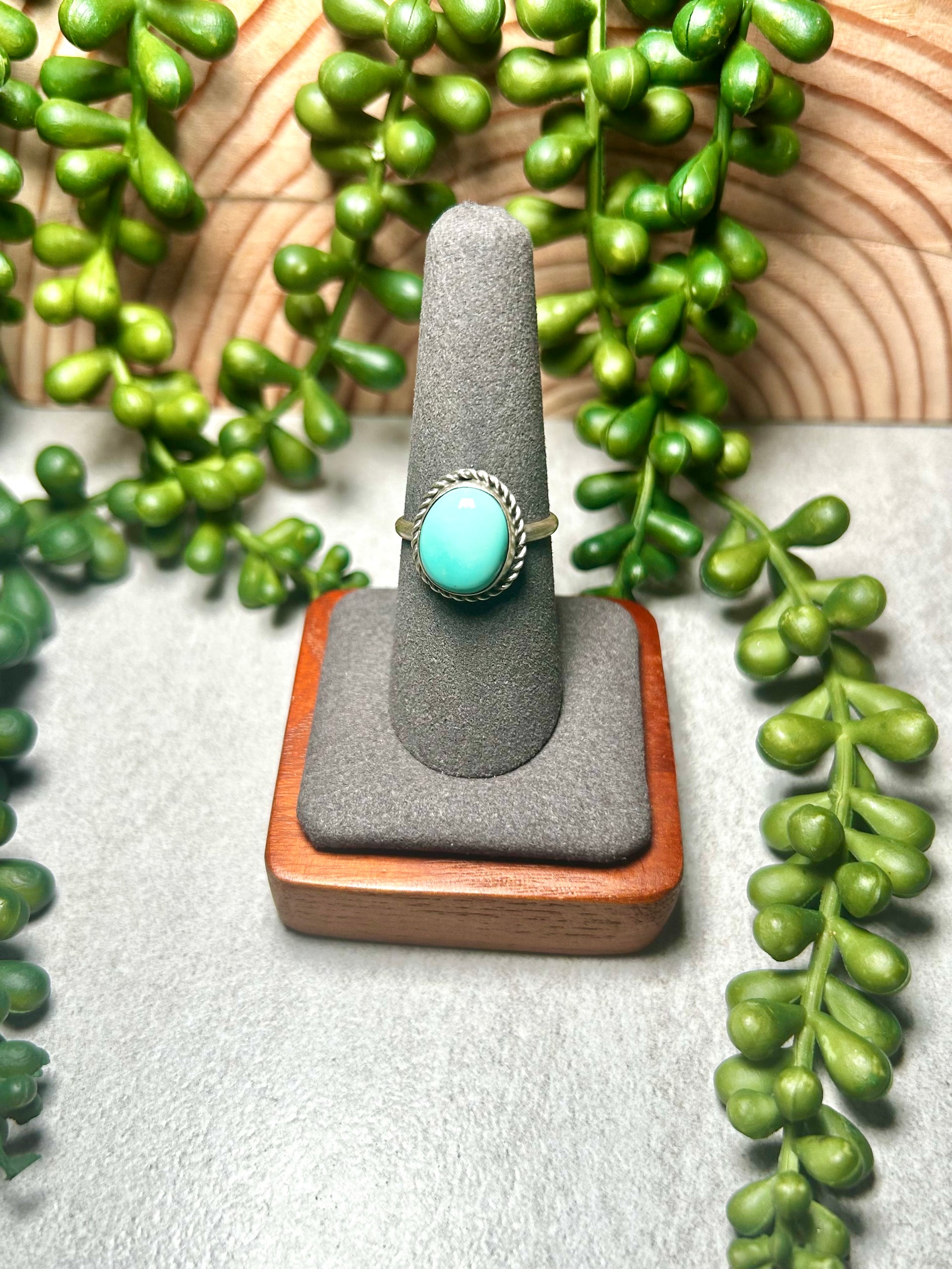 Navajo Made Kingman Turquoise & Sterling Silver Ring Size 8