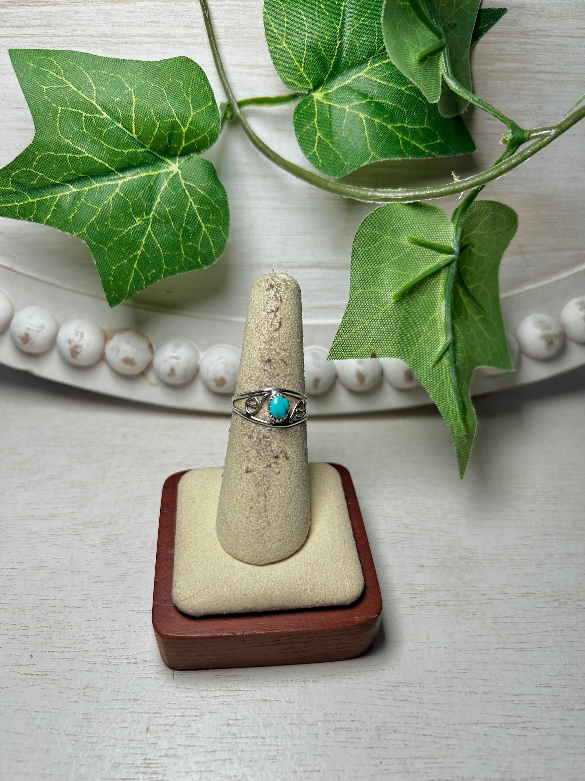Navajo Made Kingman Turquoise & Sterling Silver Ring Size 6.75