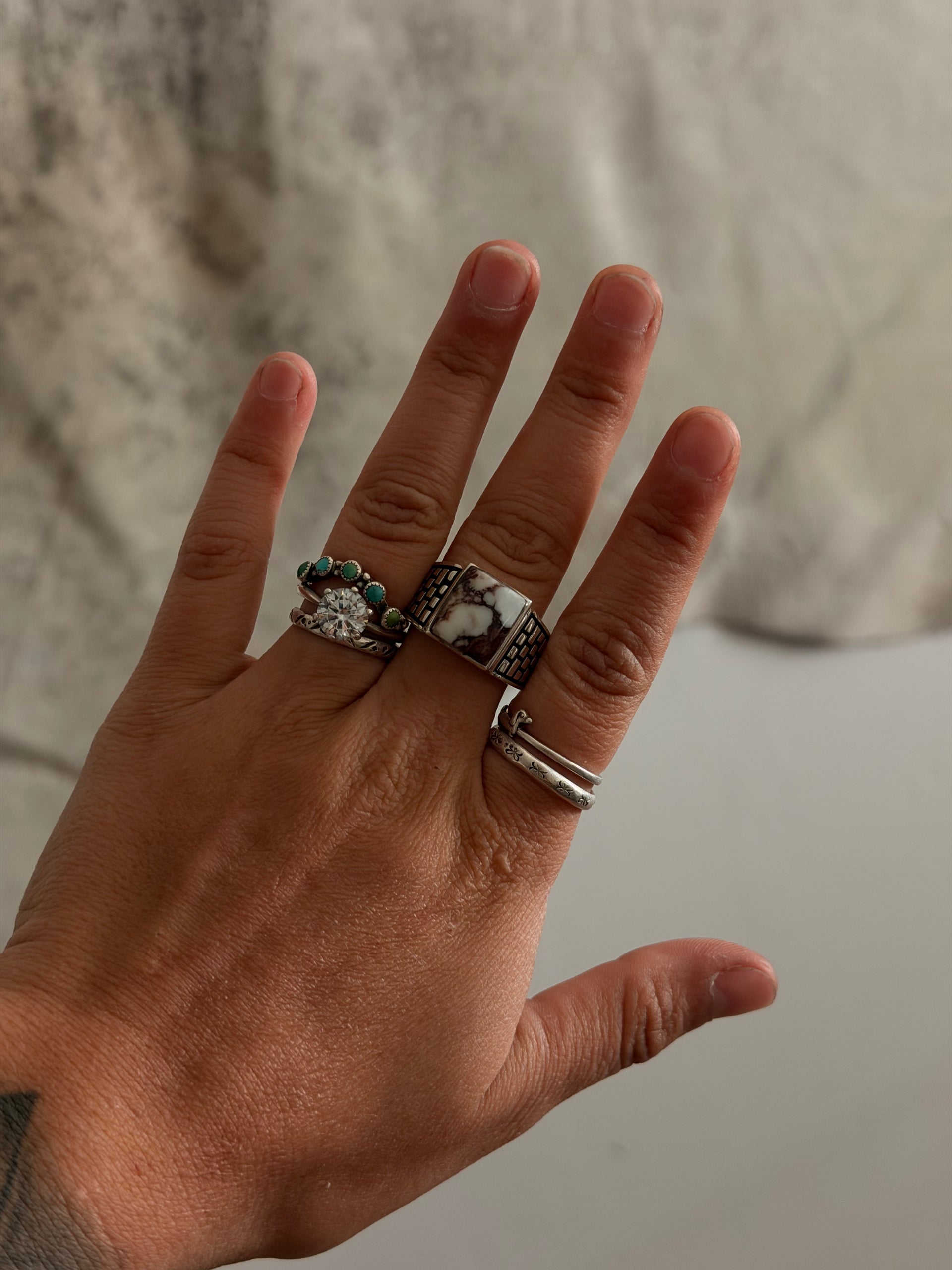 Navajo Made Wild Horse & Sterling Silver Cast Ring Size 9.75
