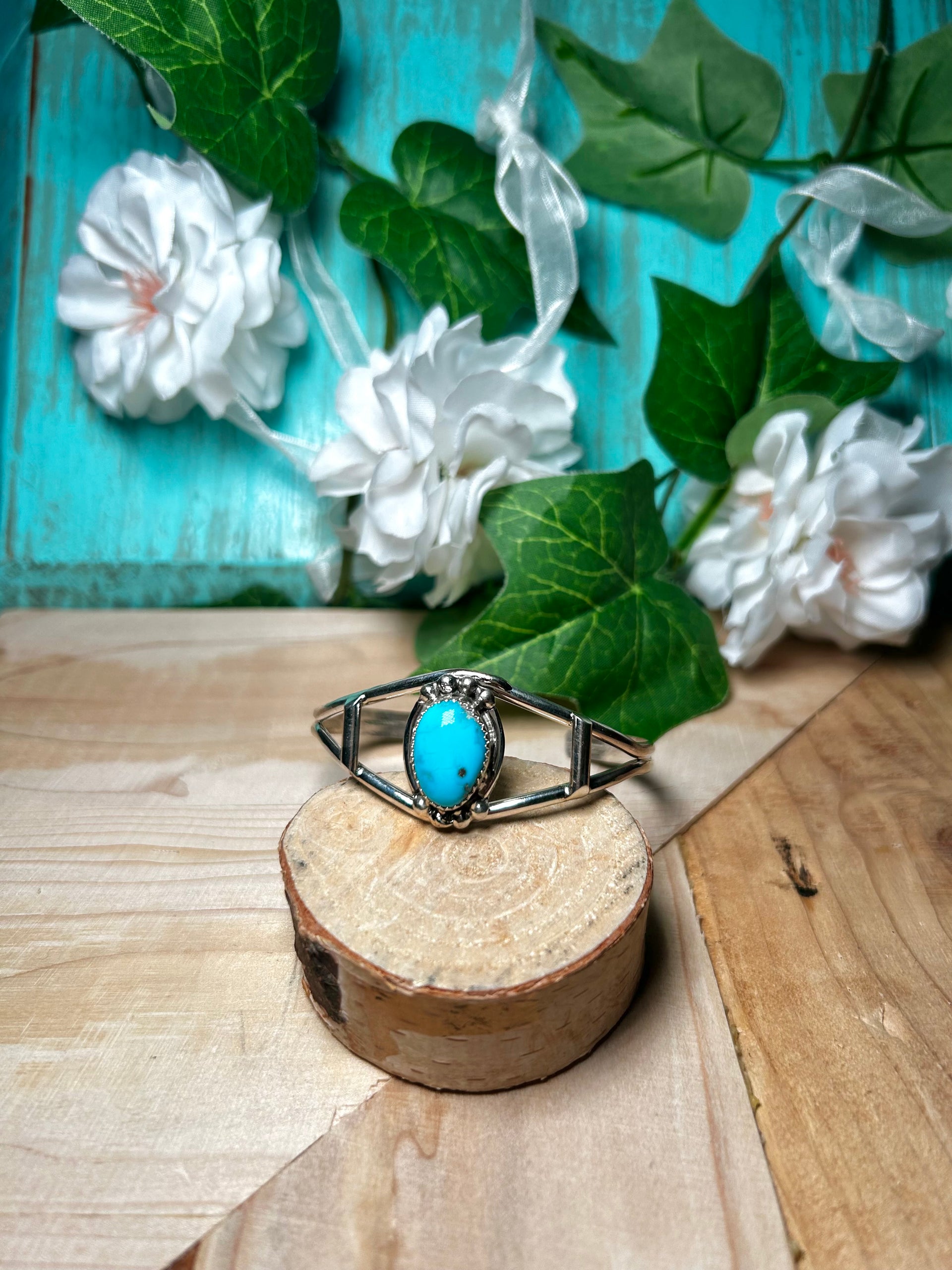 Navajo Kingman Turquoise & Sterling Silver Cuff Bracelet