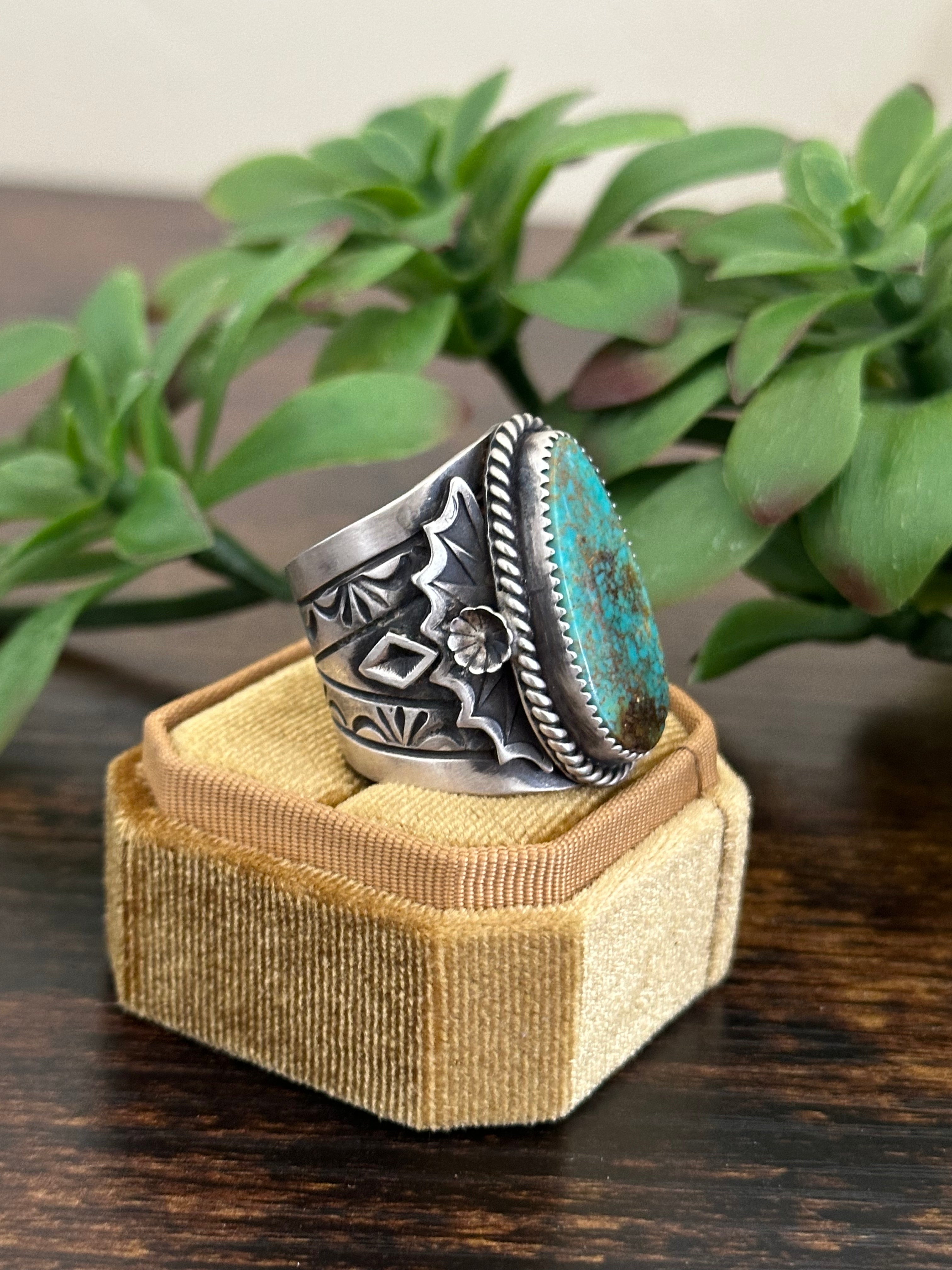 Navajo Made Royston Turquoise & Sterling Silver Ring Size 10.5