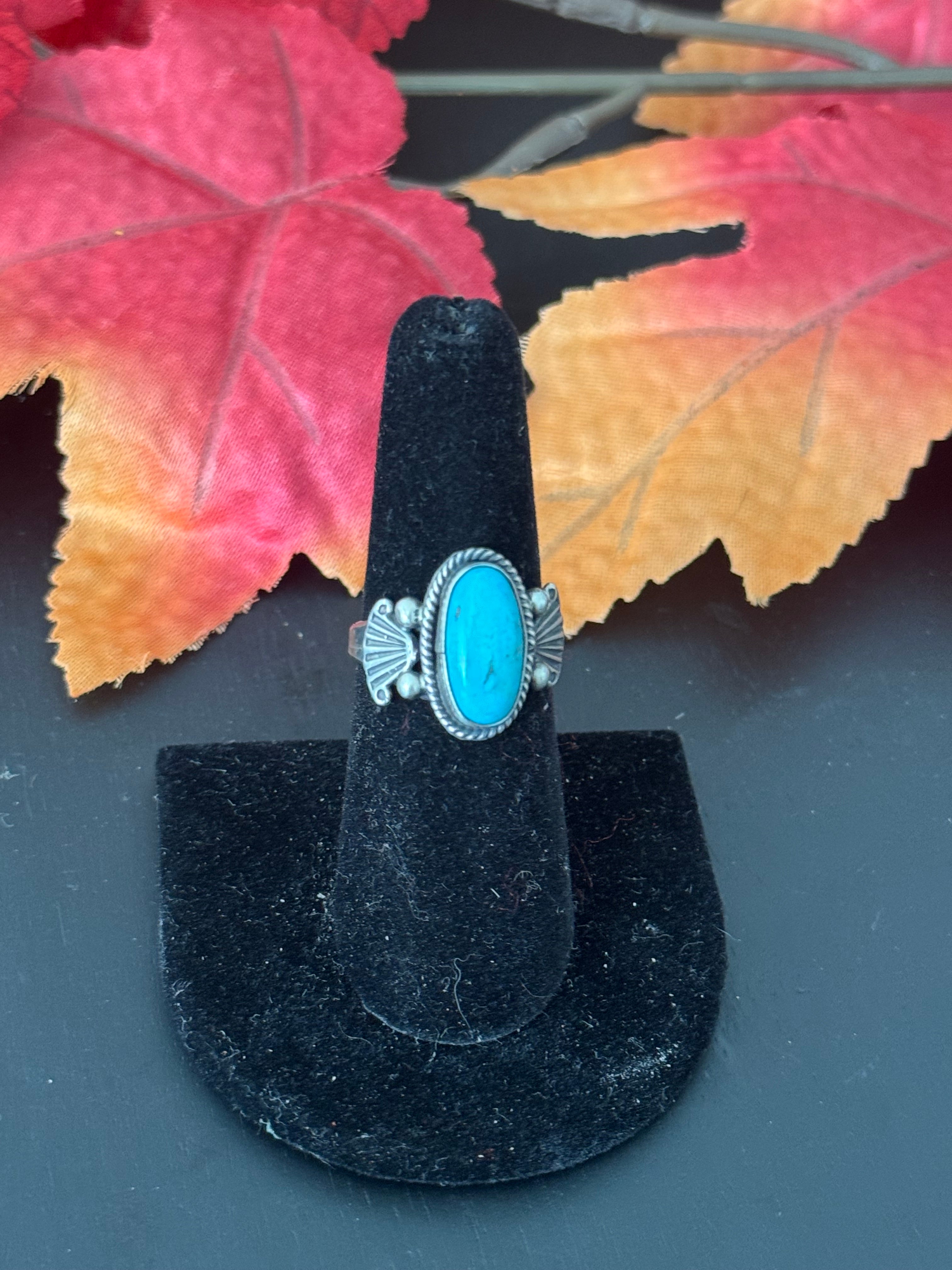 Navajo Made Kingman Turquoise & Sterling Silver Ring