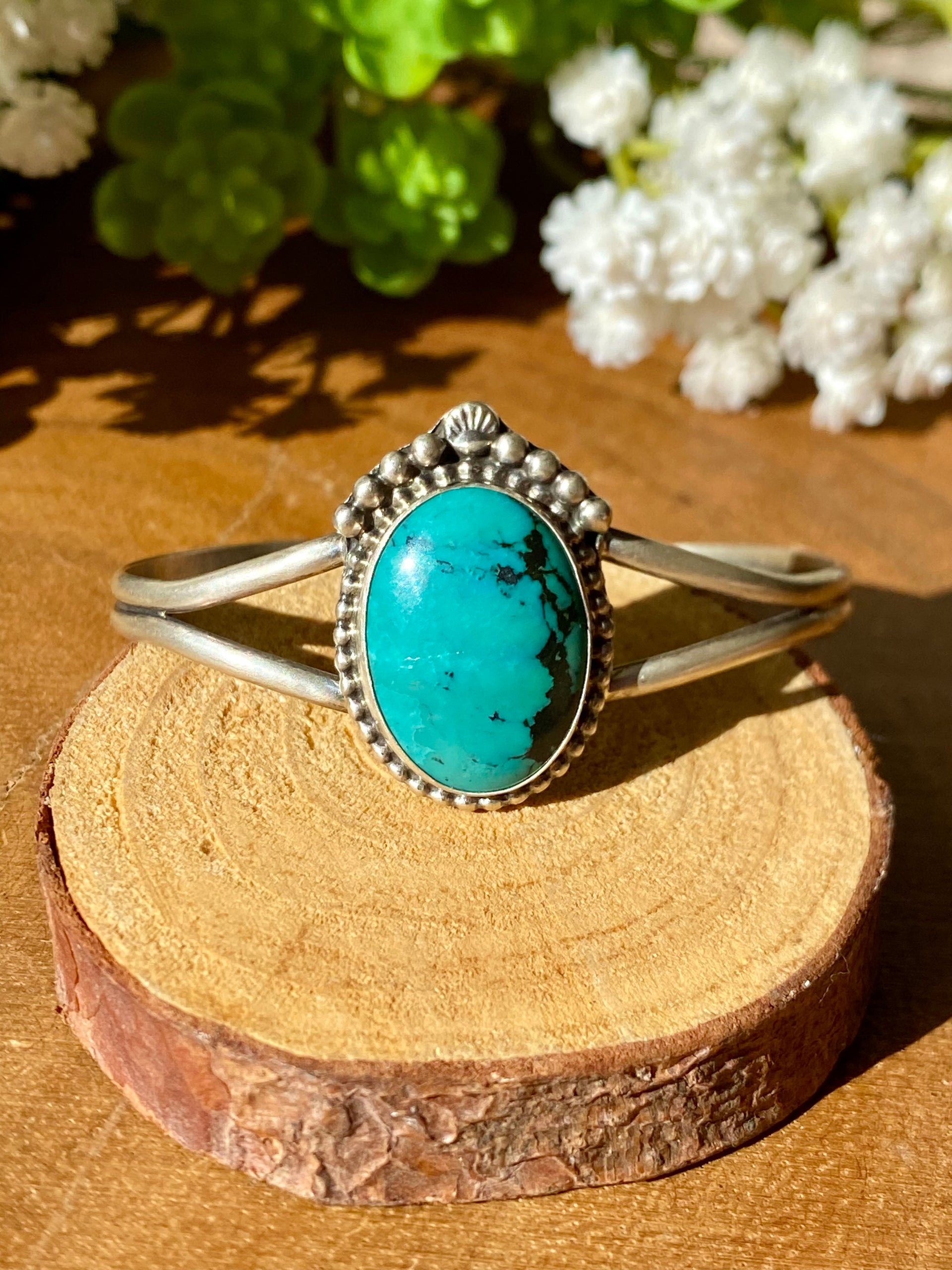 Navajo Handmade Kingman Turquoise & Sterling Silver Cuff Bracelet