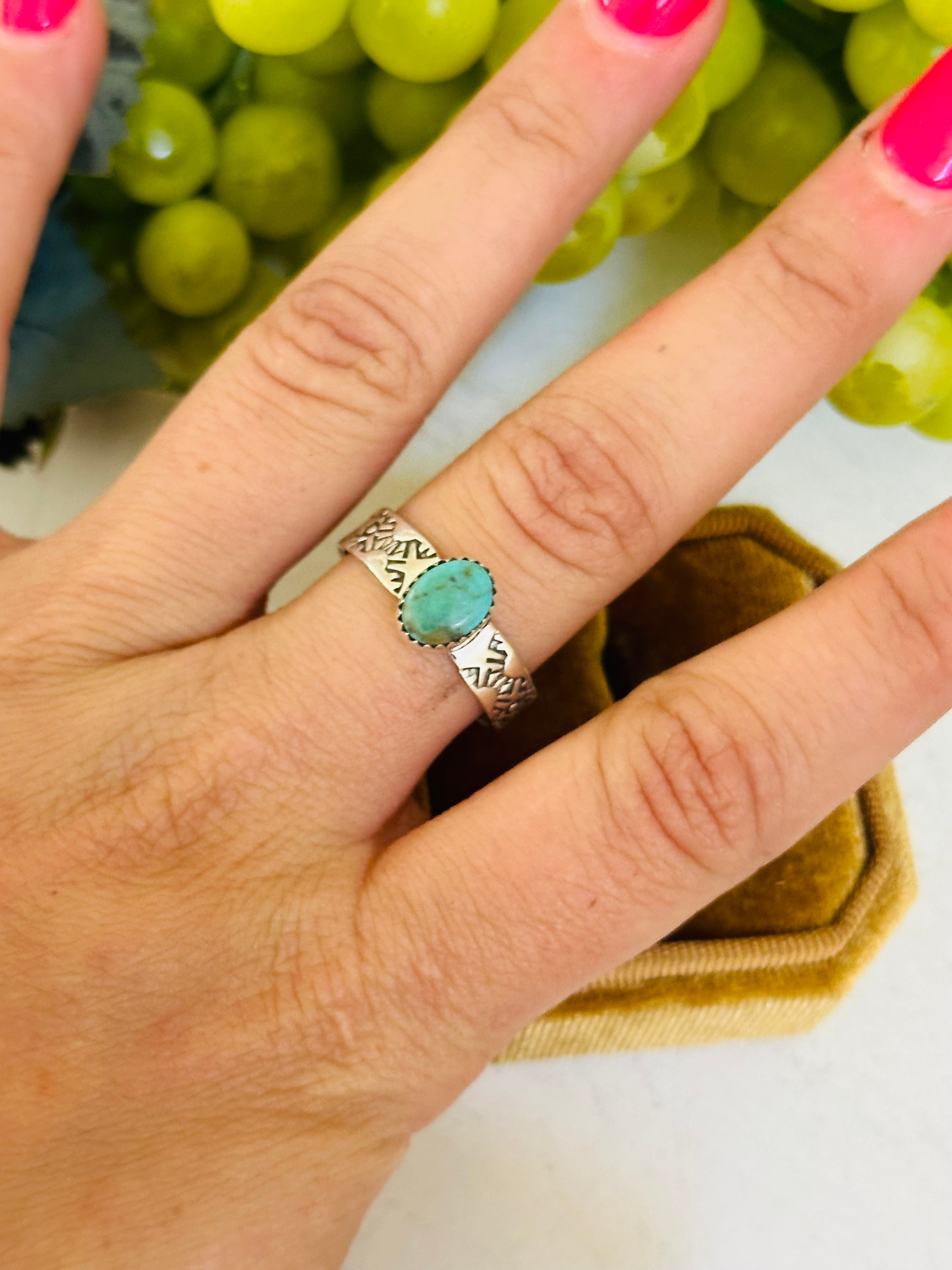 Navajo Made Kingman Turquoise & Sterling Silver Ring