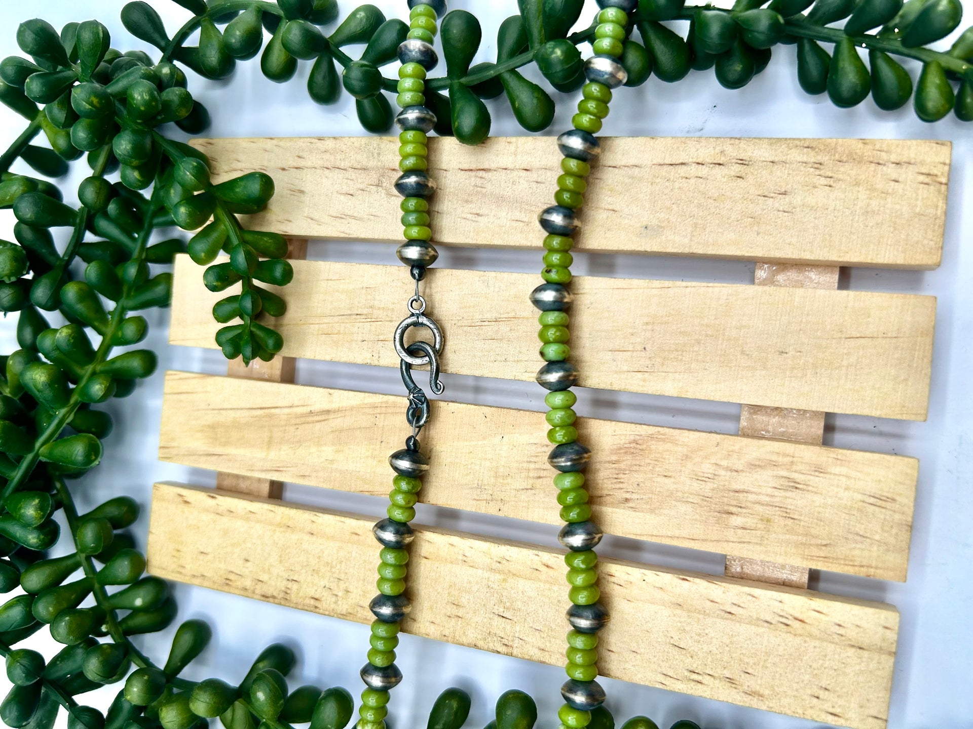 Navajo HandMade Strung Serpentie & Sterling Silver Necklace