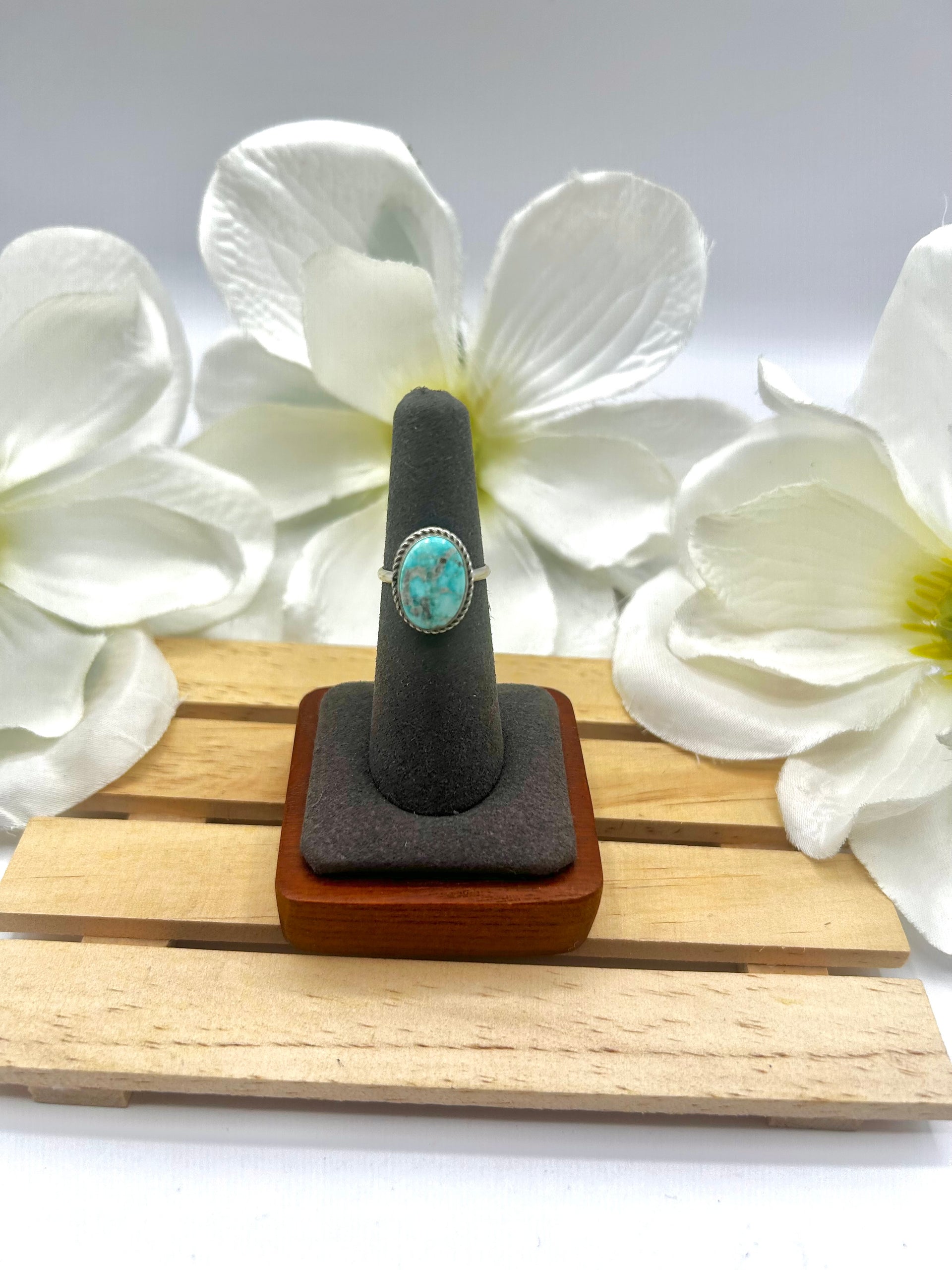 Navajo Made White Water Turquoise & Sterling Silver Ring Size 8