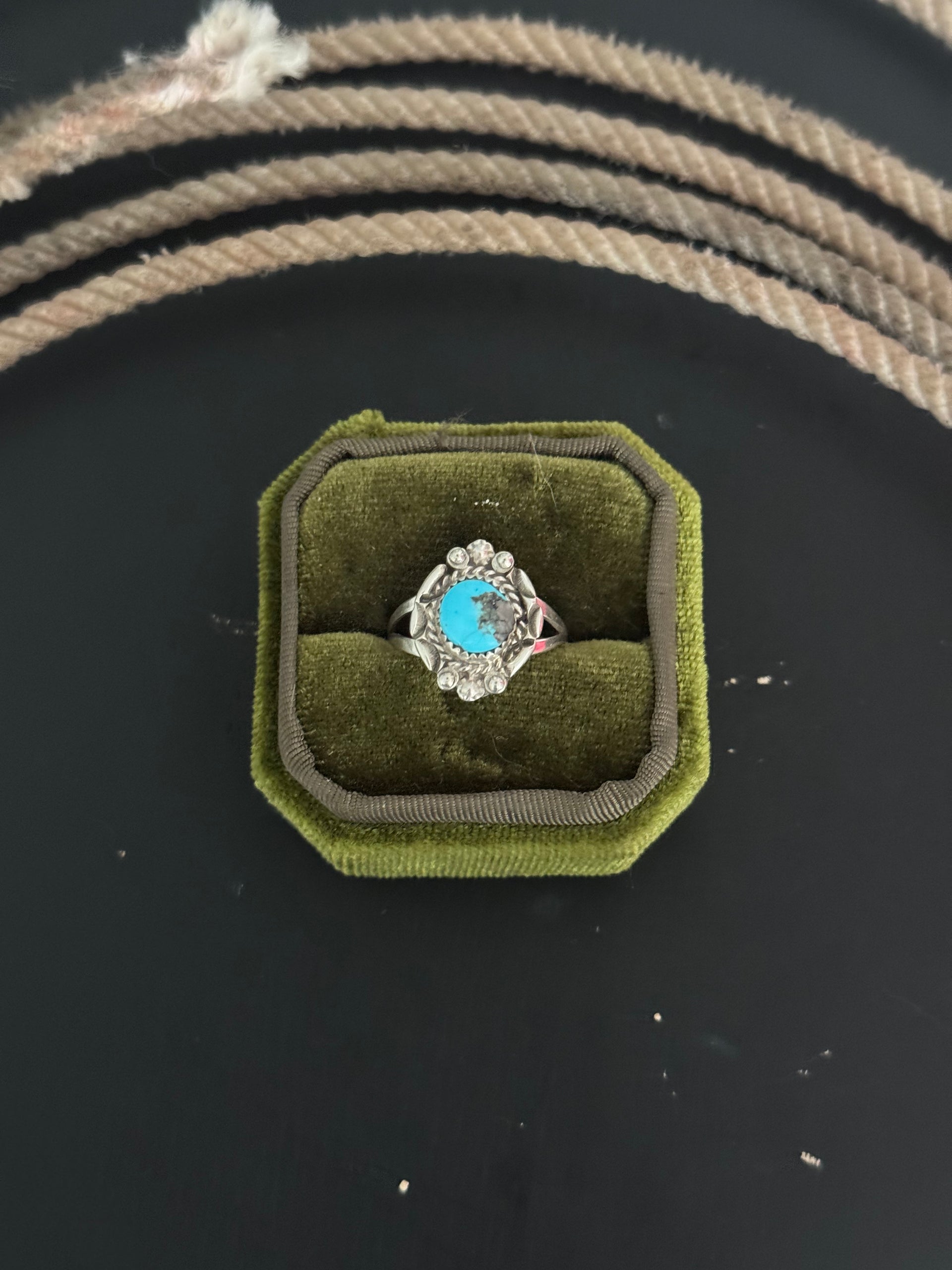 Navajo Made Kingman Turquoise & Sterling Silver Ring Size 8