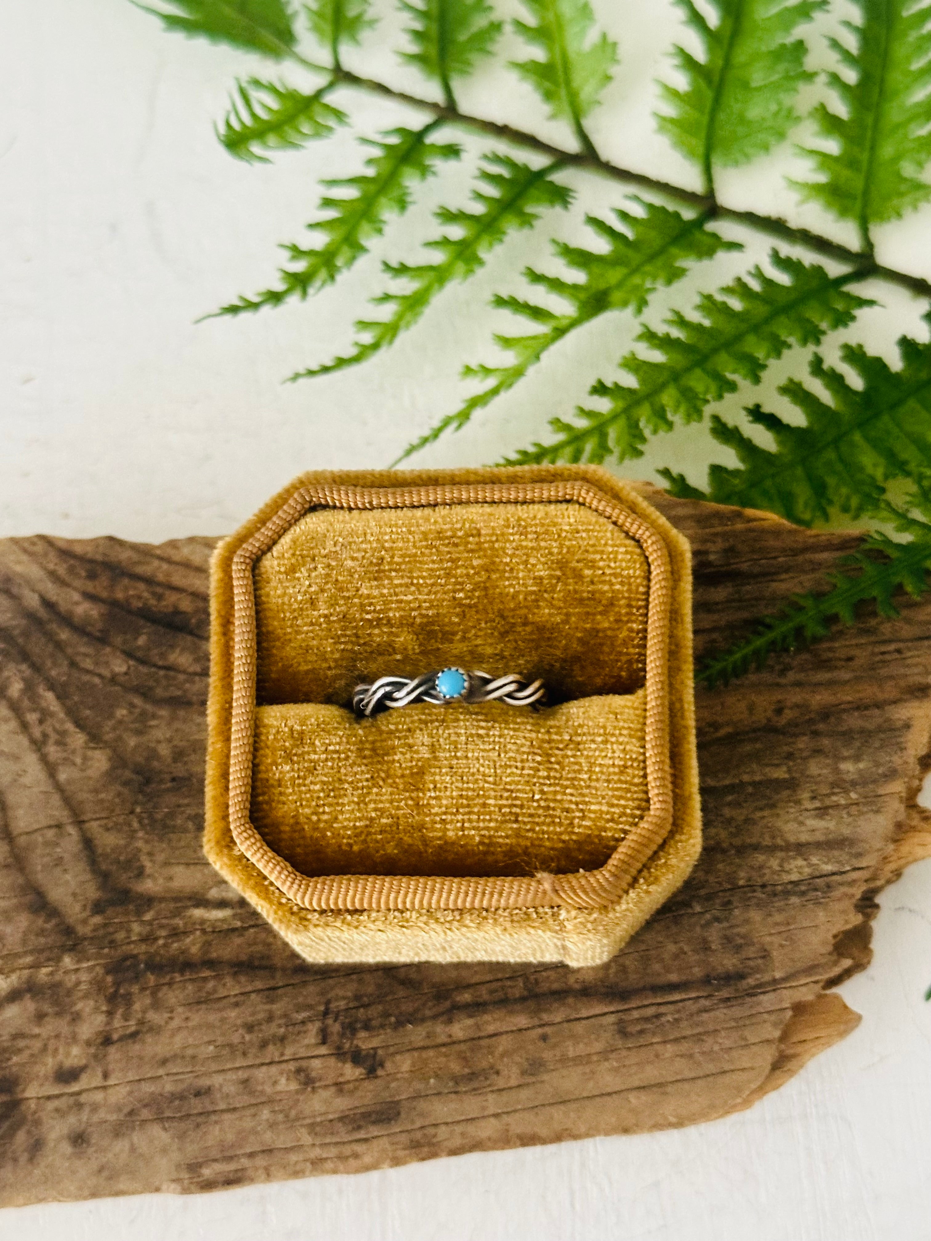 Navajo Made Kingman Turquoise & Sterling Silver Ring