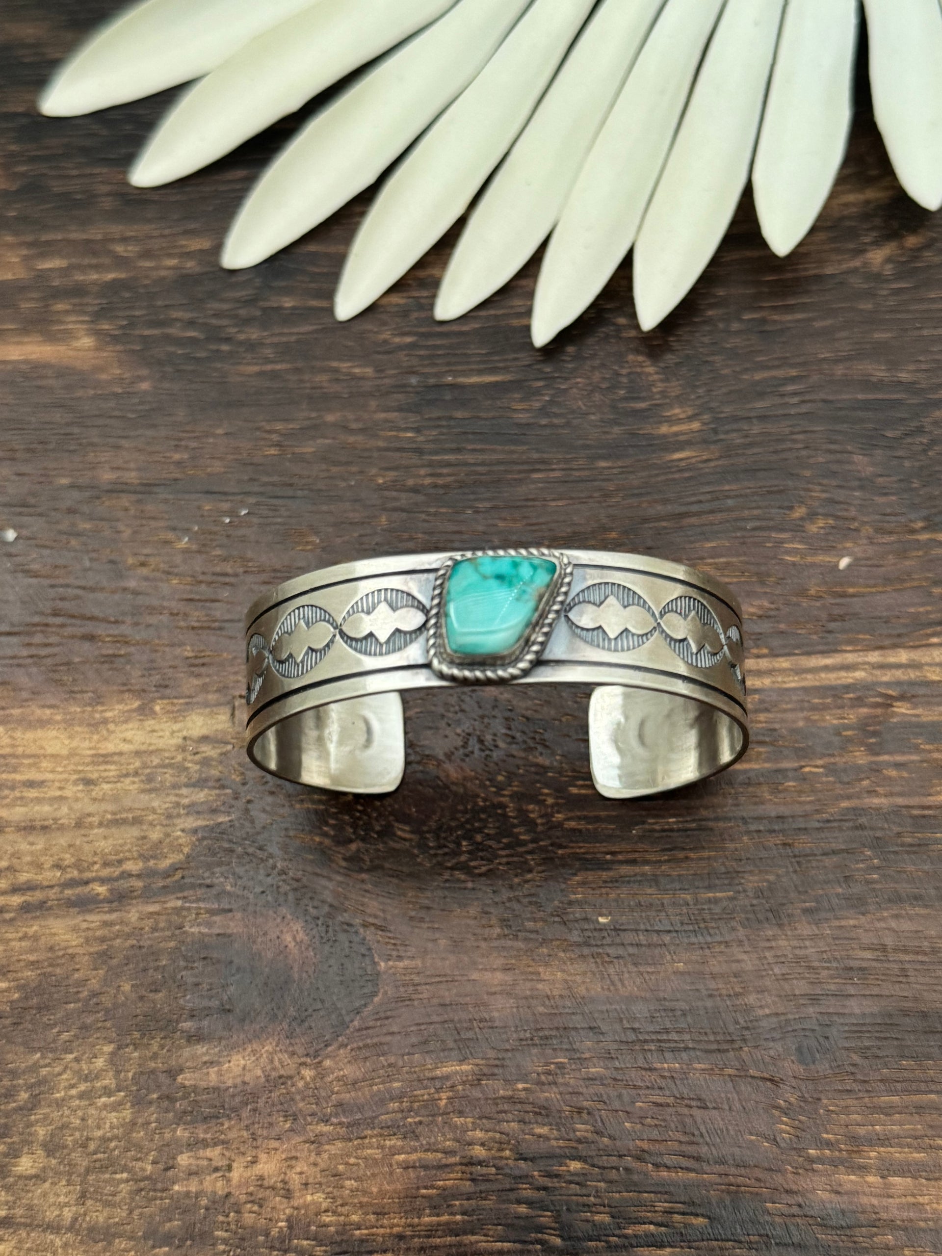 Navajo Handmade Kingman Turquoise & Sterling Silver Cuff Bracelet