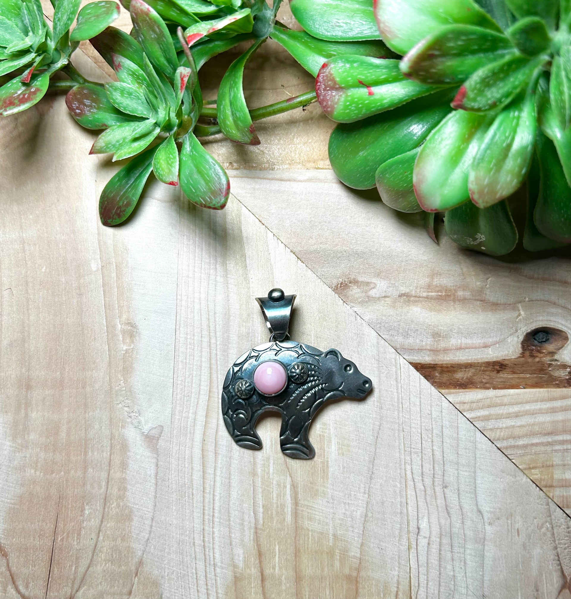 Chimney Butte Pink Conch & Sterling Silver Pendant