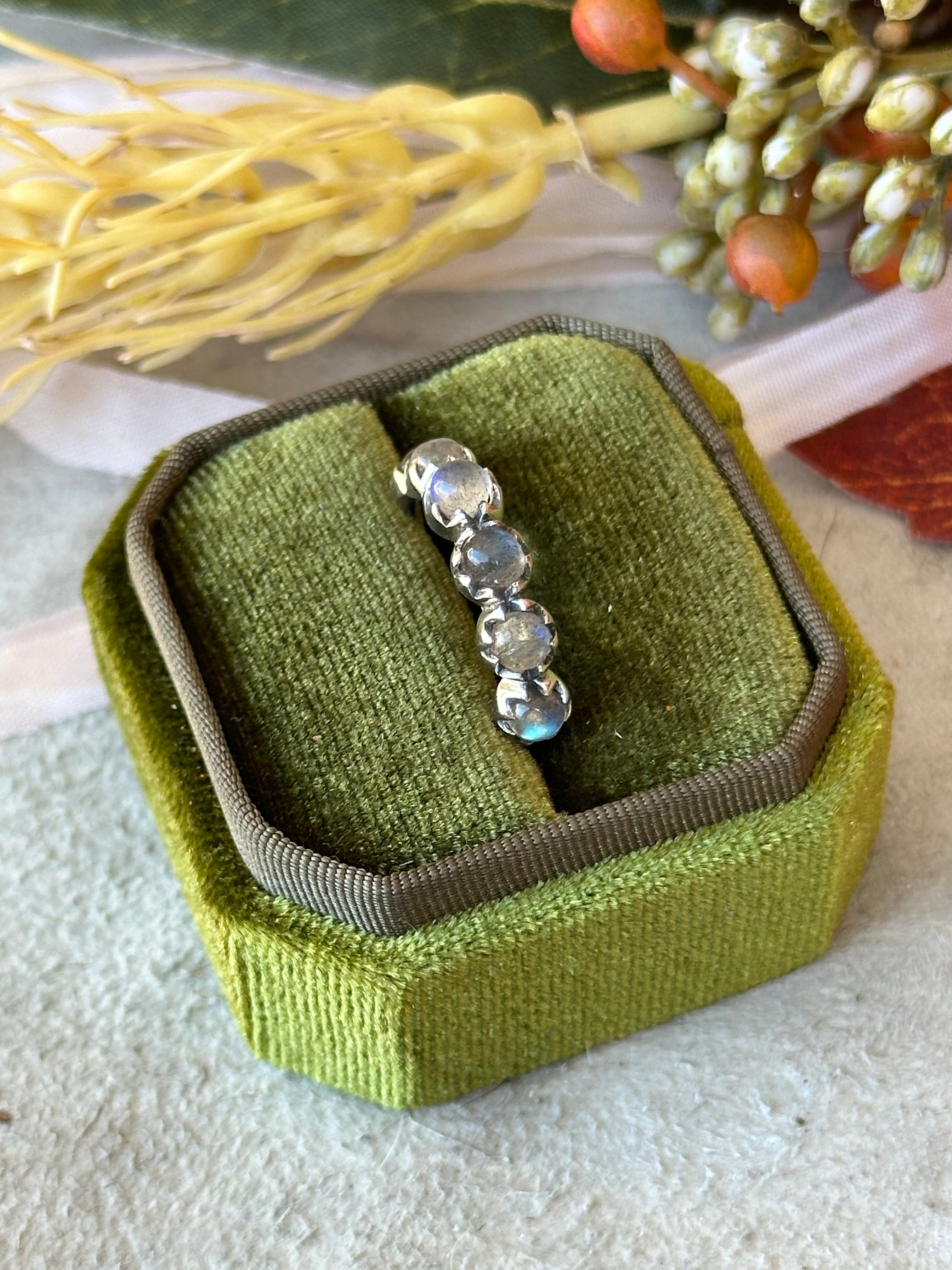 Southwest Handmade Labradorite & Sterling Silver Ring