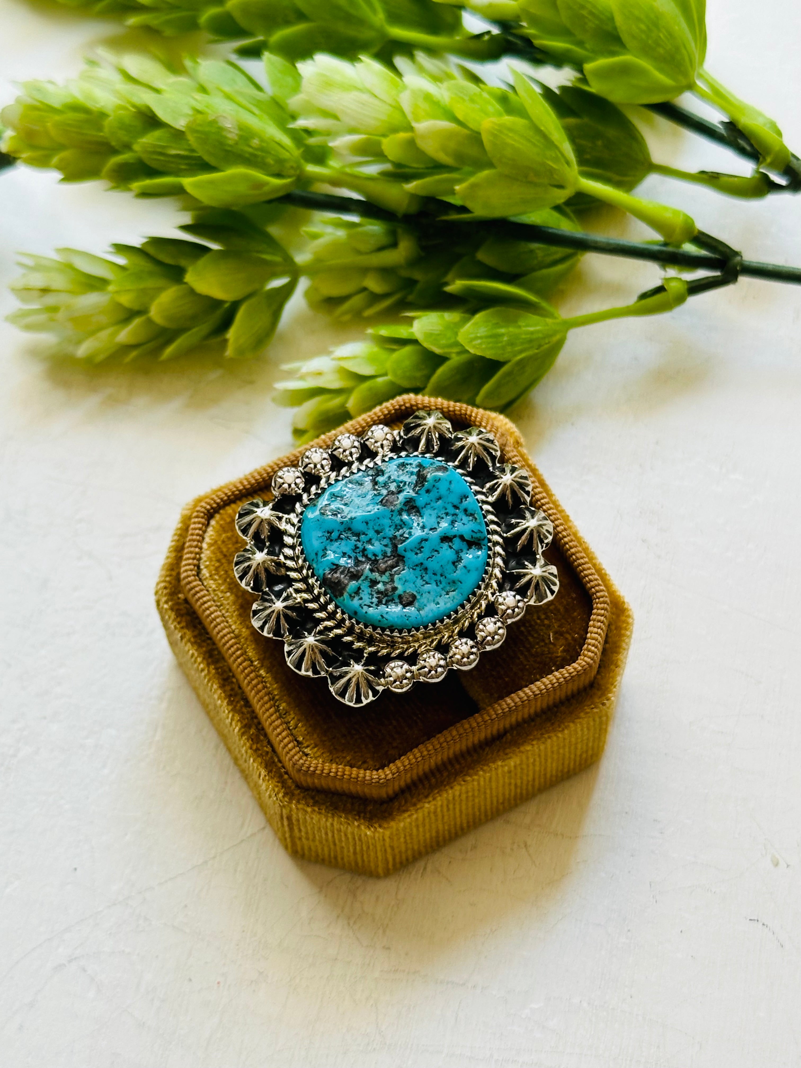 Navajo Handmade Kingman Turquoise & Sterling Silver Ring Size 10