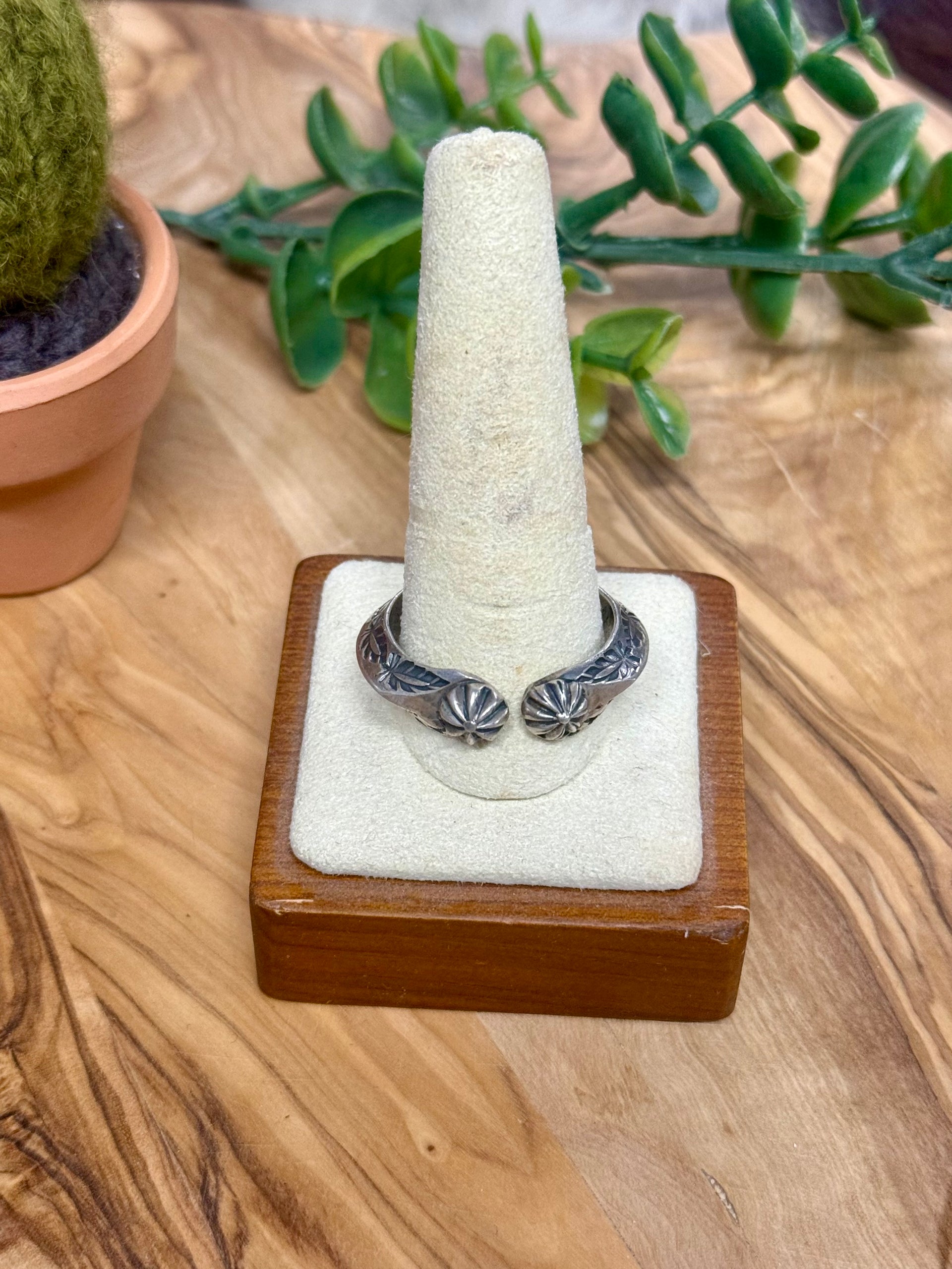 Sunshine Reeves Sterling Silver Stamped Ring Size 13.5