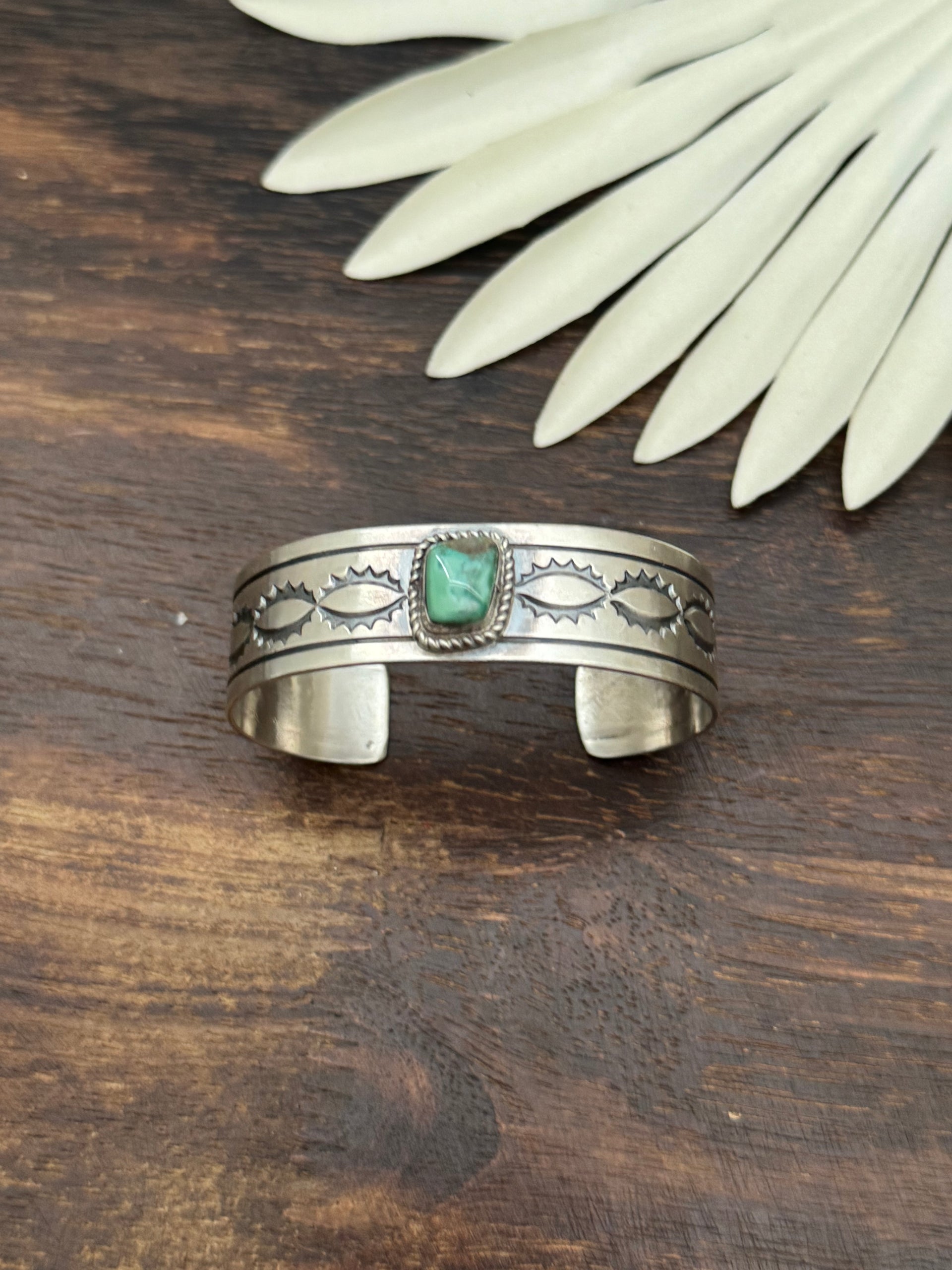 Navajo Handmade Kingman Turquoise & Sterling Silver Cuff Bracelet