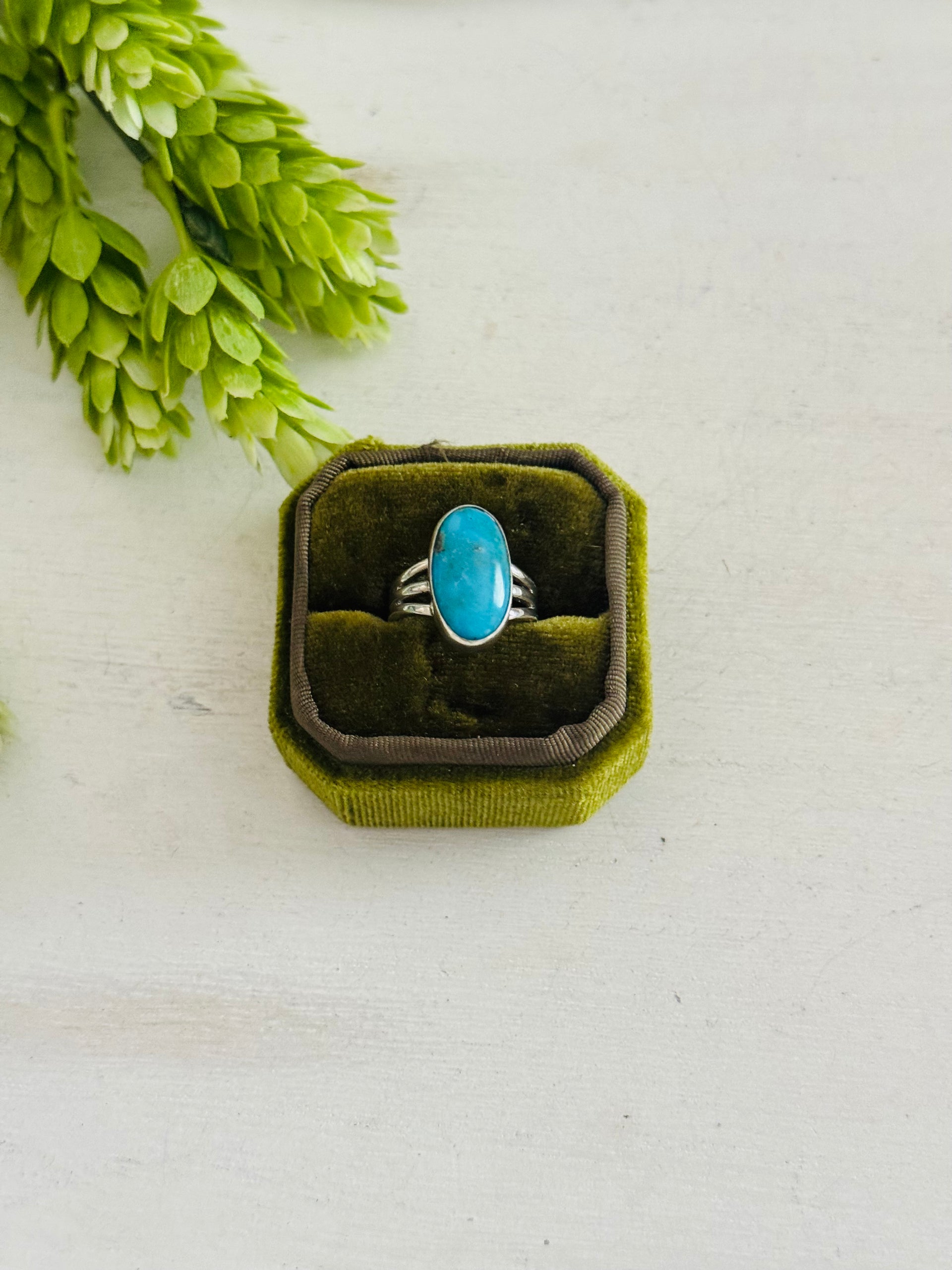 Southwest Made Kingman Turquoise & Sterling Sliver Ring Size 6.75