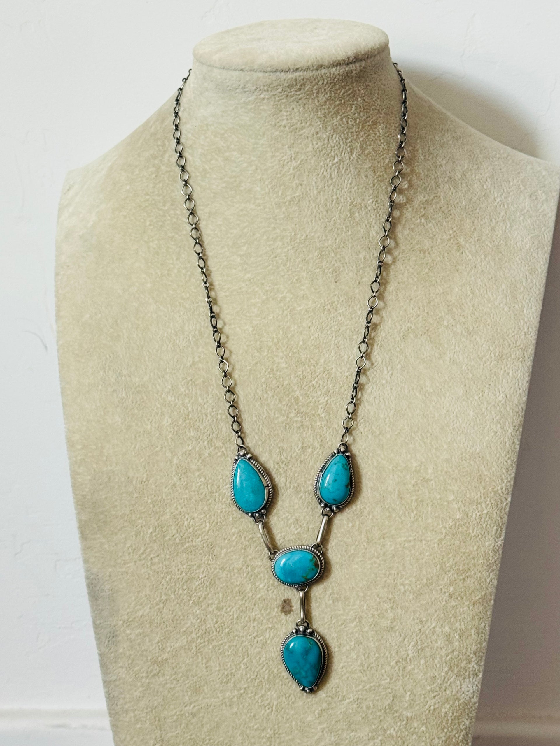 Navajo Made Kingman Turquoise and Sterling Silver Necklace Set