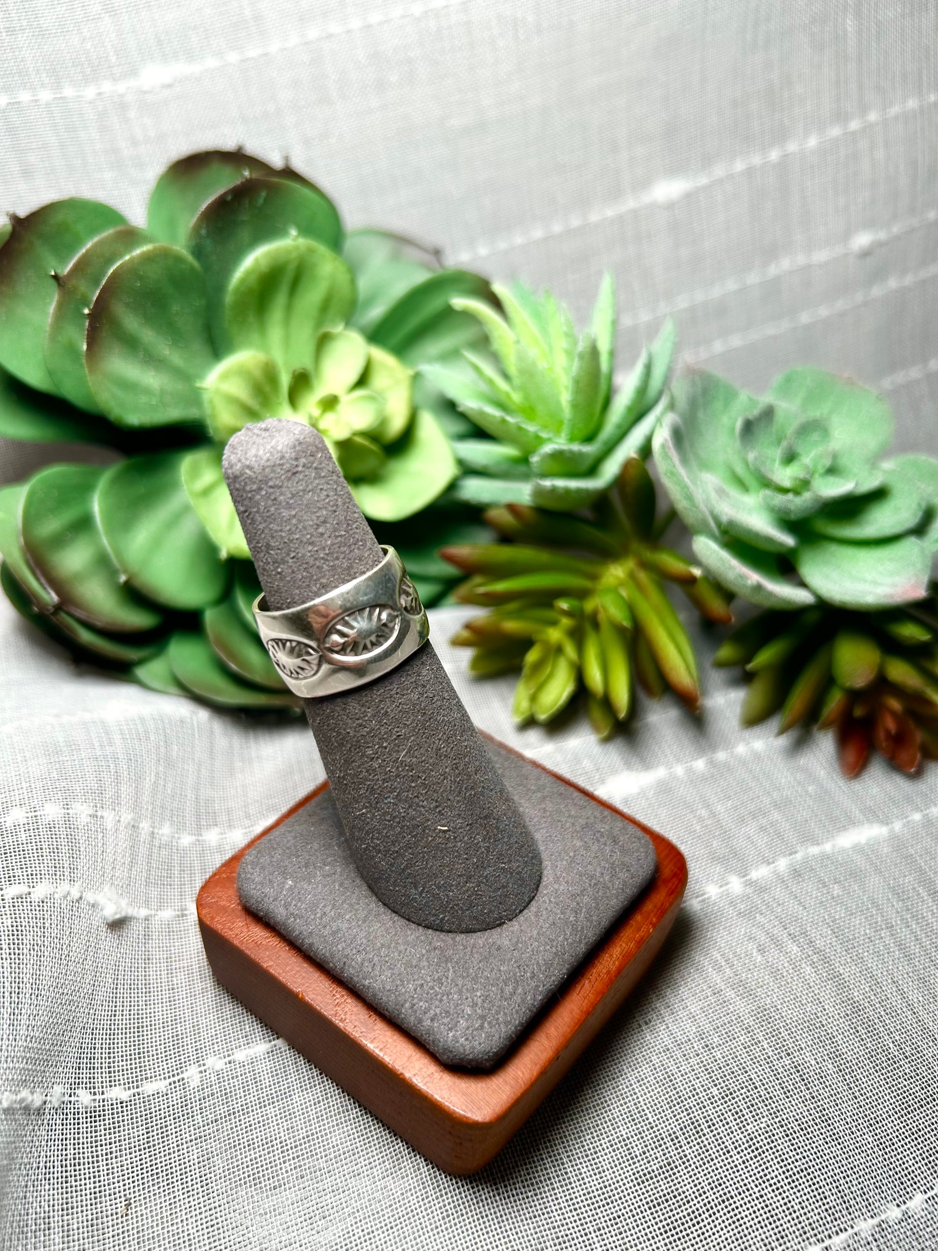 Navajo Made Sterling Silver Ring Size 5.75