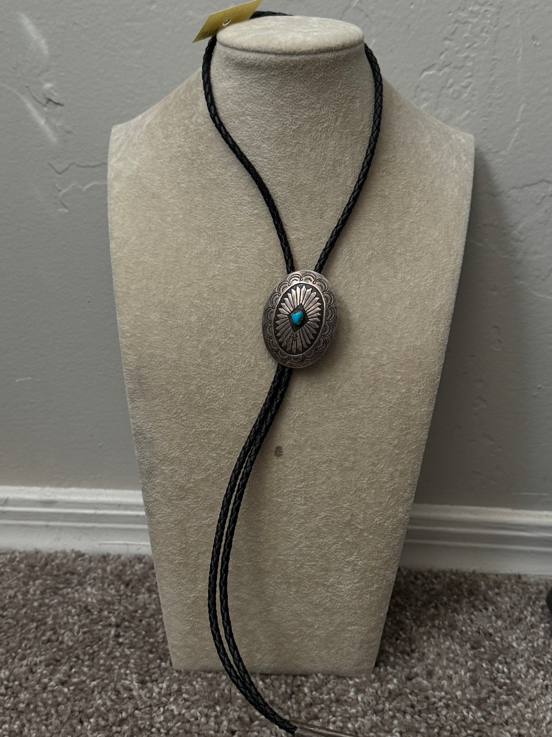 OLD PAWN Navajo Made Kingman Turquoise & Sterling Silver Bolo Tie