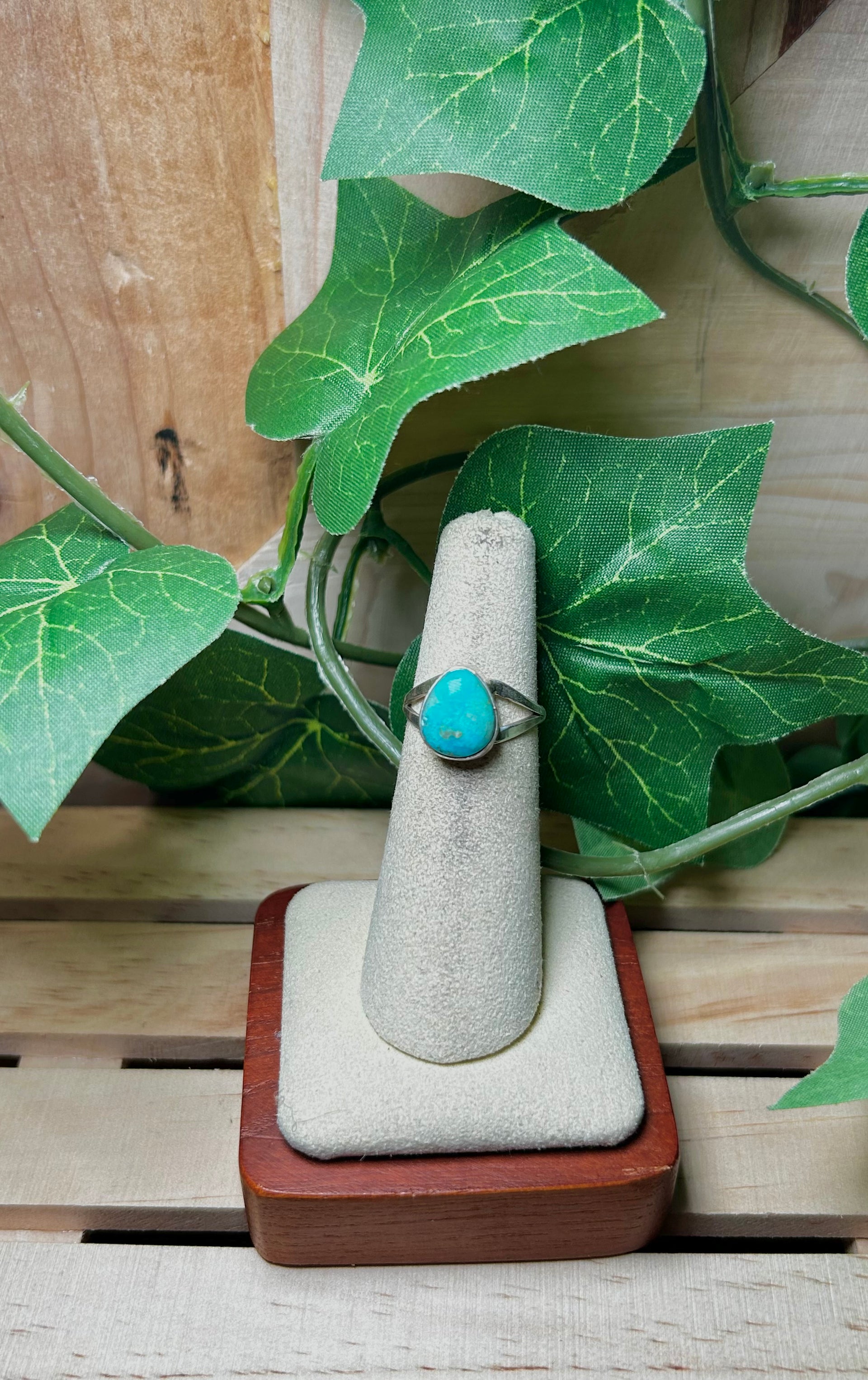 Navajo Made Kingman Turquoise & Sterling Sliver Cluster Ring Size 5