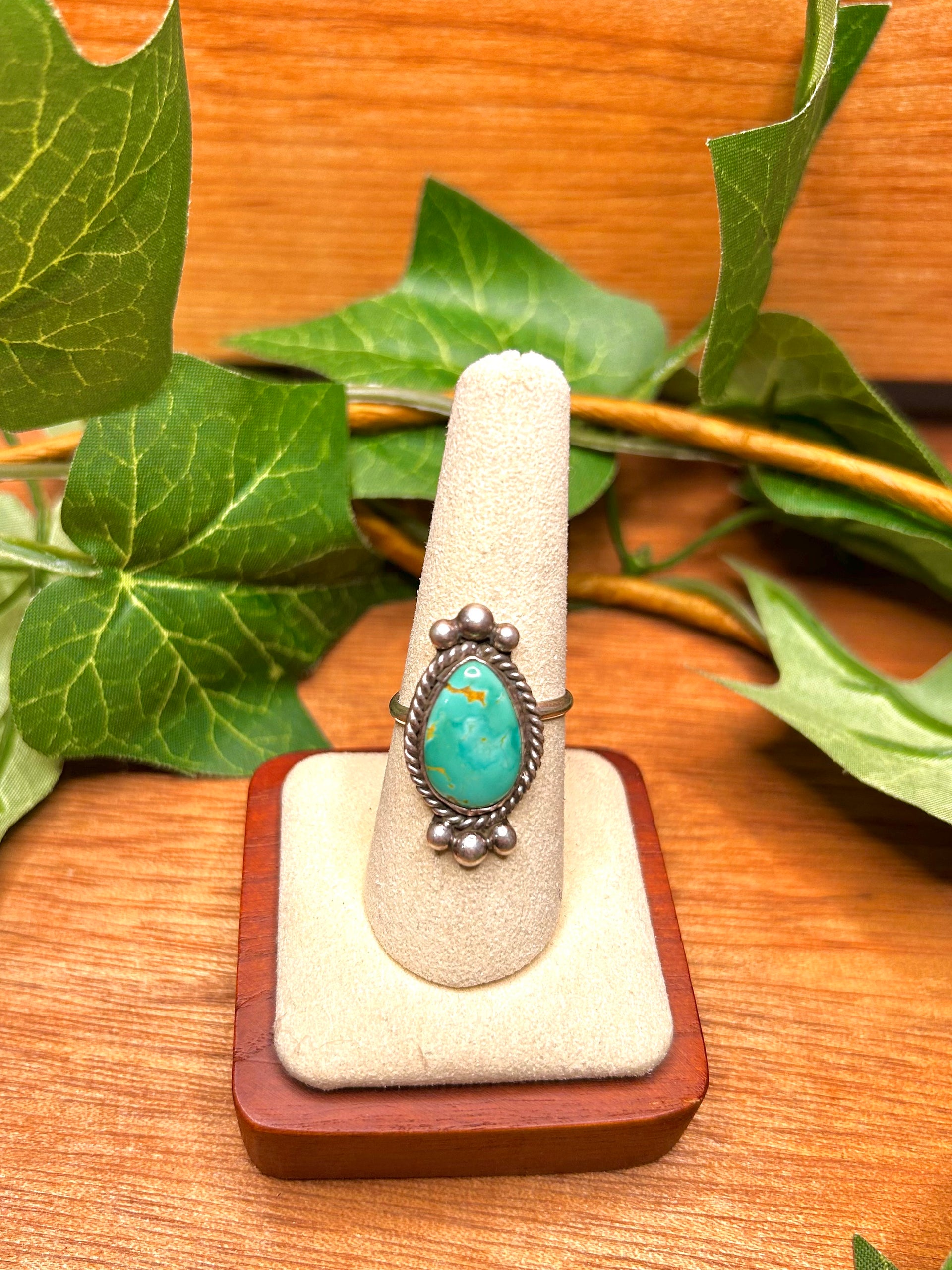 Navajo Made Kingman Turquoise & Sterling Sliver Cluster Ring Size 8.75
