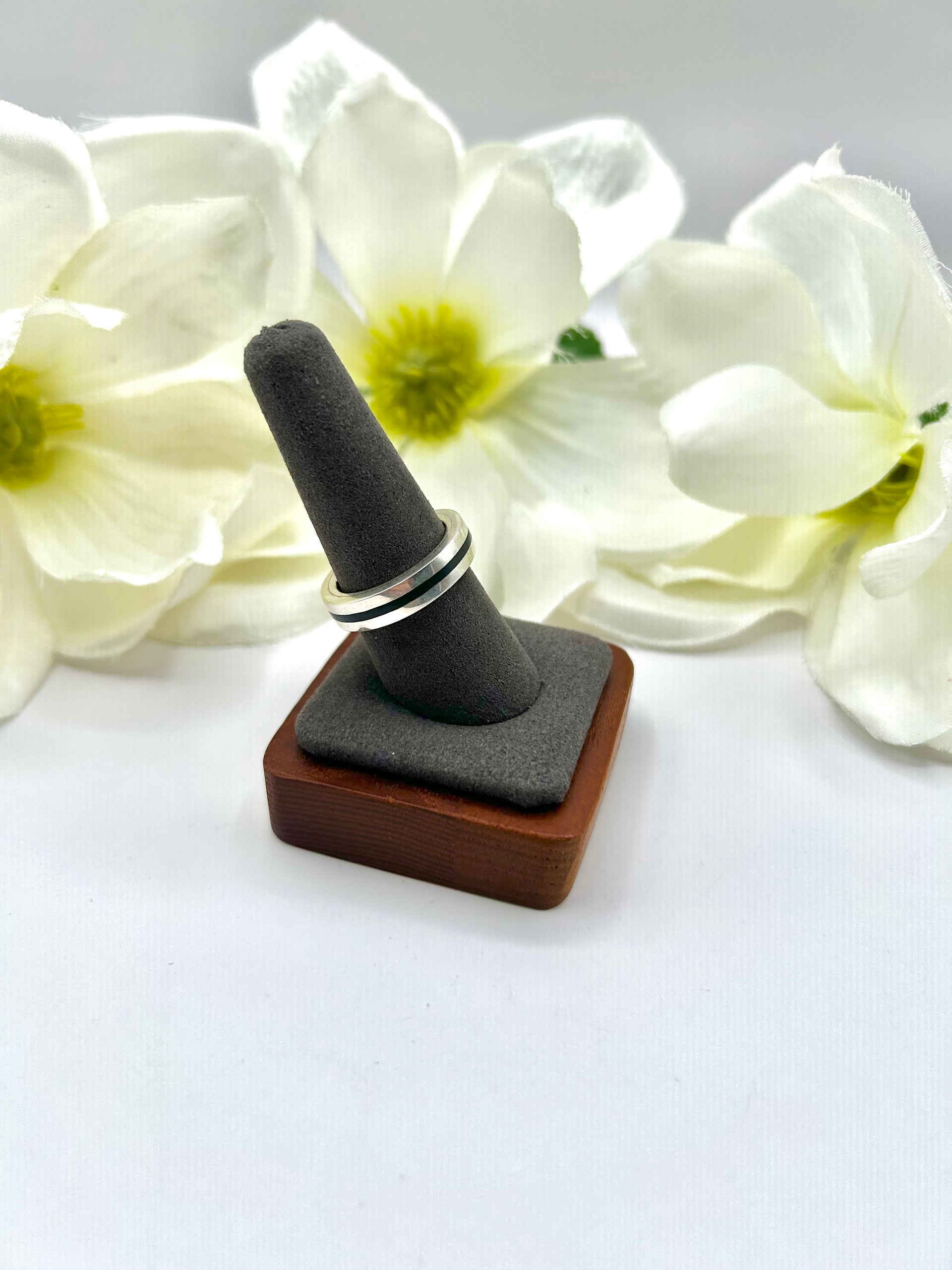 Navajo Made Onyx & Sterling Silver Ring
