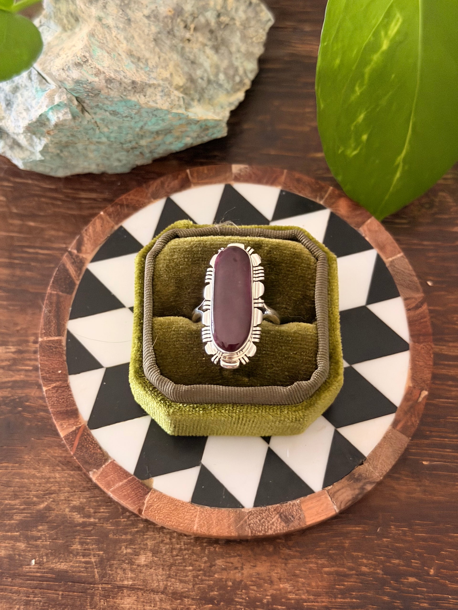Navajo Made Purple Spiny Oyster & Sterling Silver Ring Size 8.75